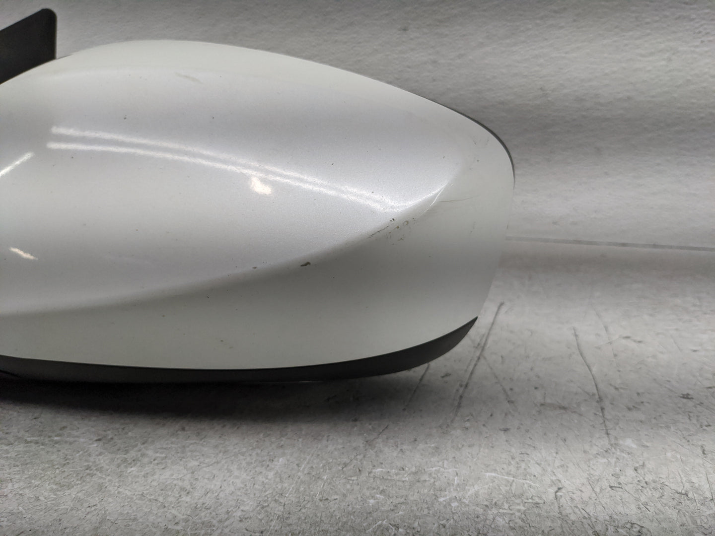 2011-2015 Hyundai Elantra Driver Side View Mirror - Left Door Mirror OEM Used - Oemusedautoparts1.com