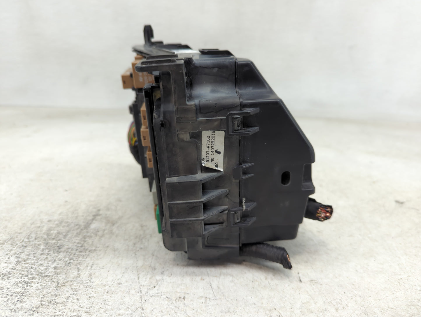 2011-2013 Hyundai Elantra Fusebox Fuse Box Panel Relay Module P/N:91950-3X510 91207-47162, 91957-2X100 Fits Fits 2011 2012 2