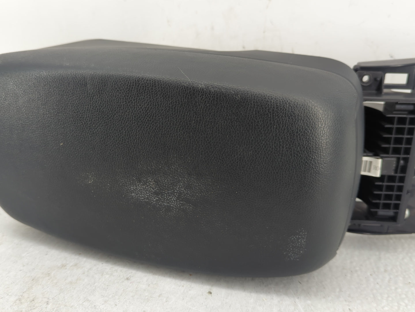 2013 Hyundai Elantra Center Console Armrest Cover Lid Fits OEM Used Auto Parts - Oemusedautoparts1.com