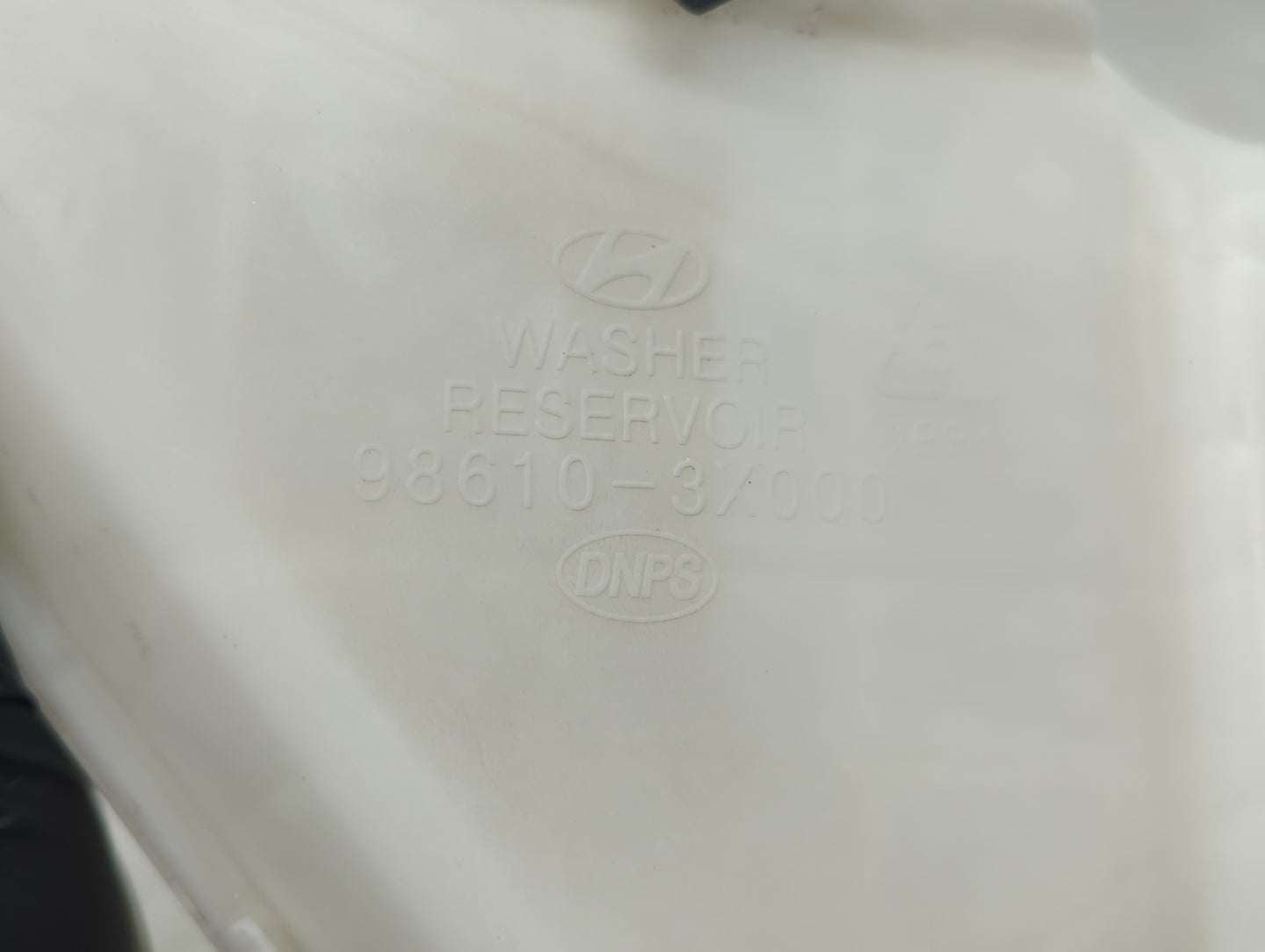 2011-2013 Hyundai Elantra Windshield Washer Fluid Reservoir Bottle Oem - Oemusedautoparts1.com