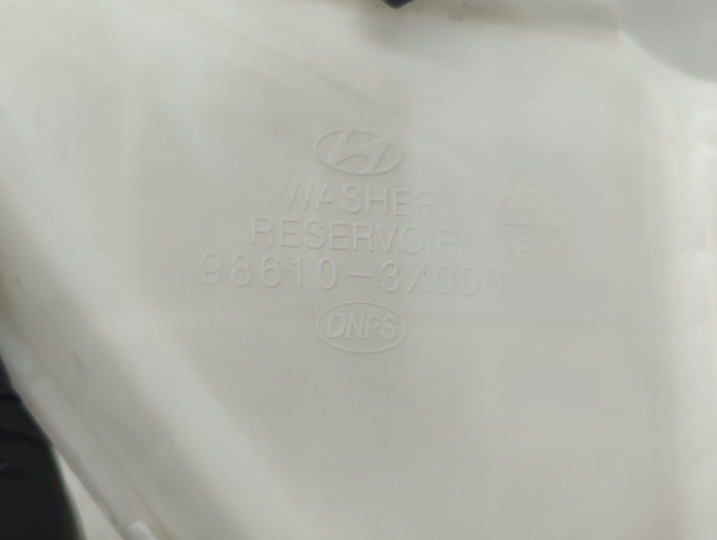 2011-2013 Hyundai Elantra Windshield Washer Fluid Reservoir Bottle Oem - Oemusedautoparts1.com