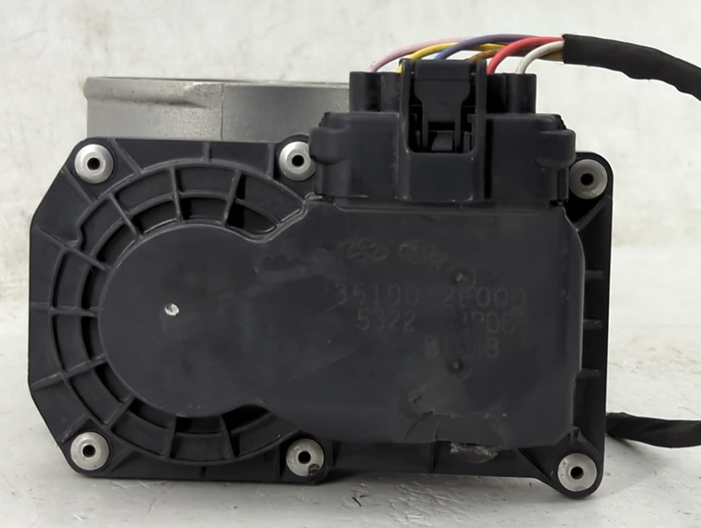 2011-2020 Hyundai Elantra Throttle Body P/N:35100 2F000 Fits Fits 2011 2012 2013 2014 2015 2016 2017 2018 2019 2020 2021 OEM