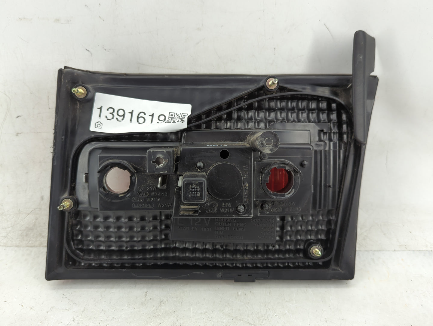 2011-2013 Hyundai Elantra Tail Light Assembly Driver Left OEM P/N:81498-50030 Fits Fits 2011 2012 2013 OEM Used Auto Parts -