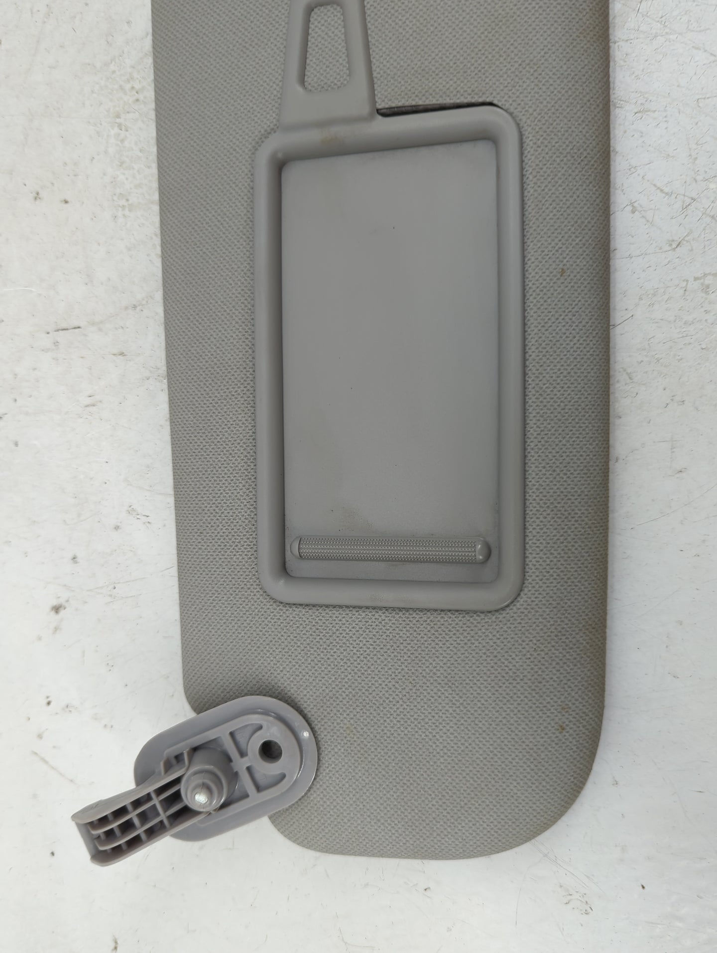 2011-2013 Hyundai Elantra Sun Visor Shade Replacement Driver Left Mirror Fits Fits 2011 2012 2013 OEM Used Auto Parts - Oemu