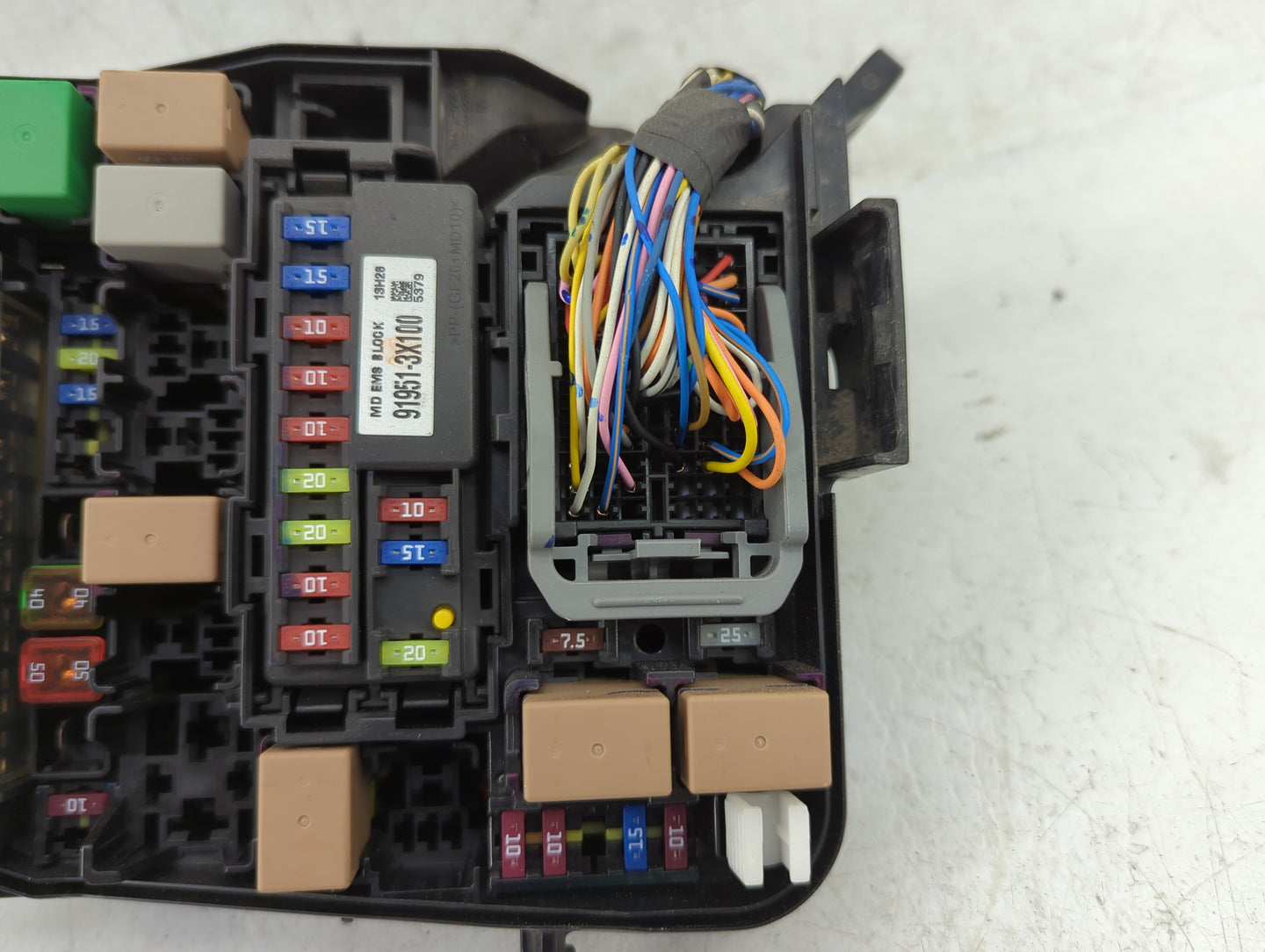 2011-2013 Hyundai Elantra Fusebox Fuse Box Panel Relay Module P/N:91950-3X711 Fits Fits 2011 2012 2013 OEM Used Auto Parts -