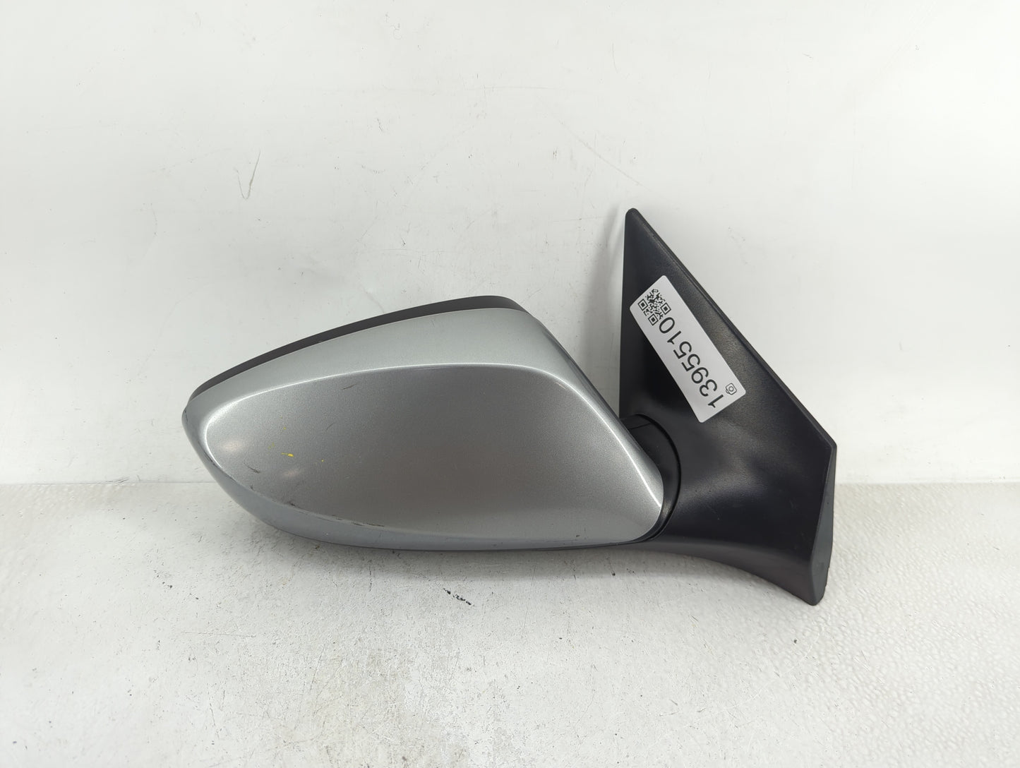 2011-2015 Hyundai Elantra Passenger Side View Mirror - Right Door Mirror OEM Used - Oemusedautoparts1.com