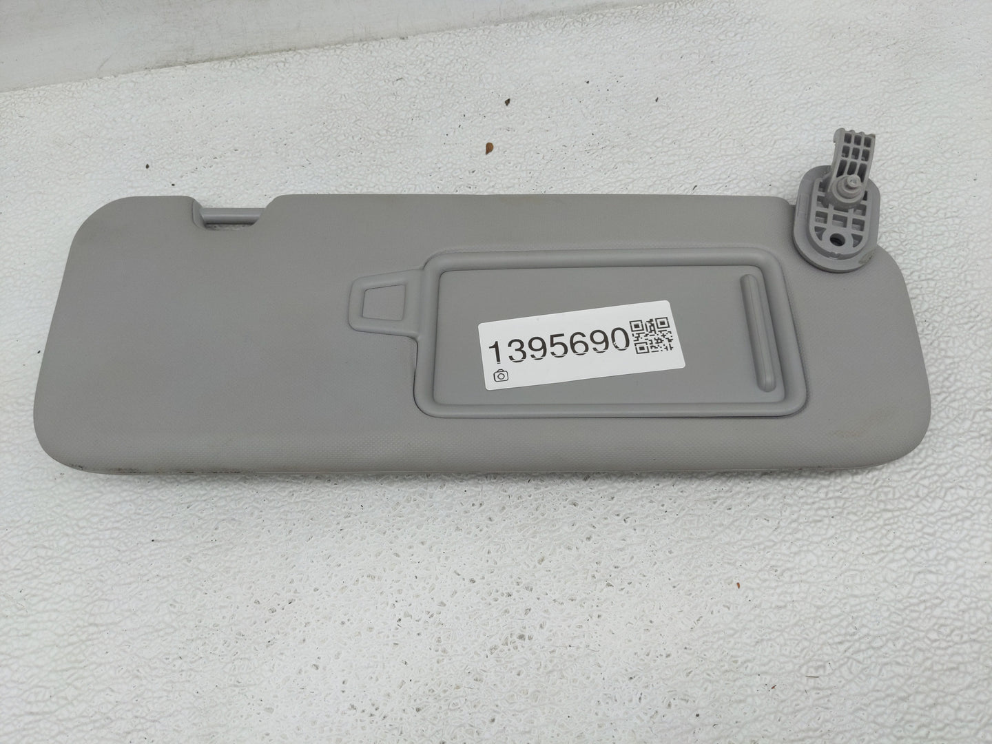2013-2017 Hyundai Elantra Sun Visor Shade Replacement Passenger Right Mirror Fits Fits 2013 2014 2015 2016 2017 OEM Used Aut