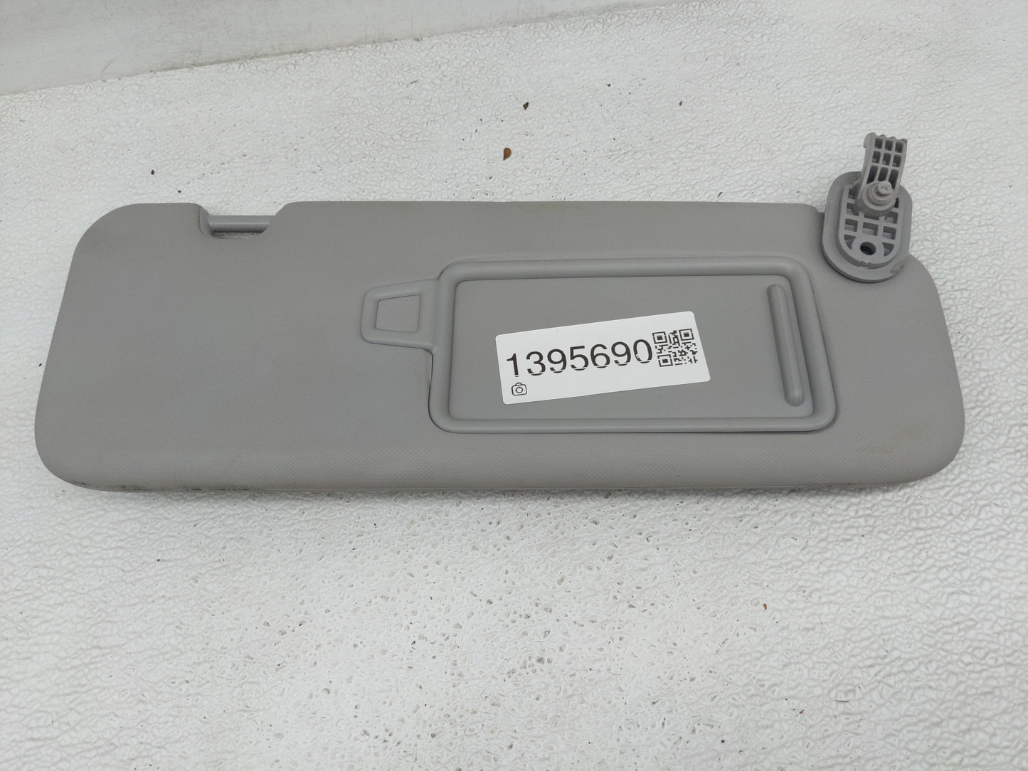 2013-2017 Hyundai Elantra Sun Visor Shade Replacement Passenger Right Mirror Fits Fits 2013 2014 2015 2016 2017 OEM Used Aut