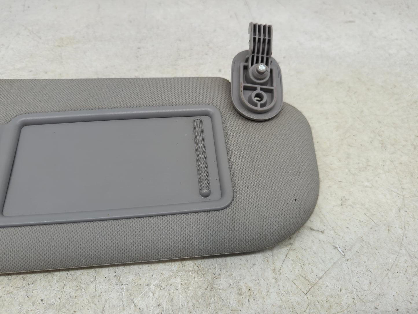 2013-2017 Hyundai Elantra Sun Visor Shade Replacement Passenger Right Mirror Fits Fits 2013 2014 2015 2016 2017 OEM Used Aut