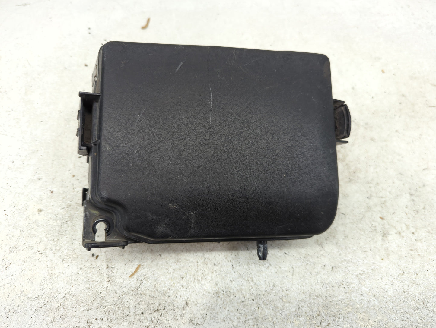 2011-2013 Hyundai Elantra Fusebox Fuse Box Panel Relay Module Fits Fits 2011 2012 2013 OEM Used Auto Parts - Oemusedautopart