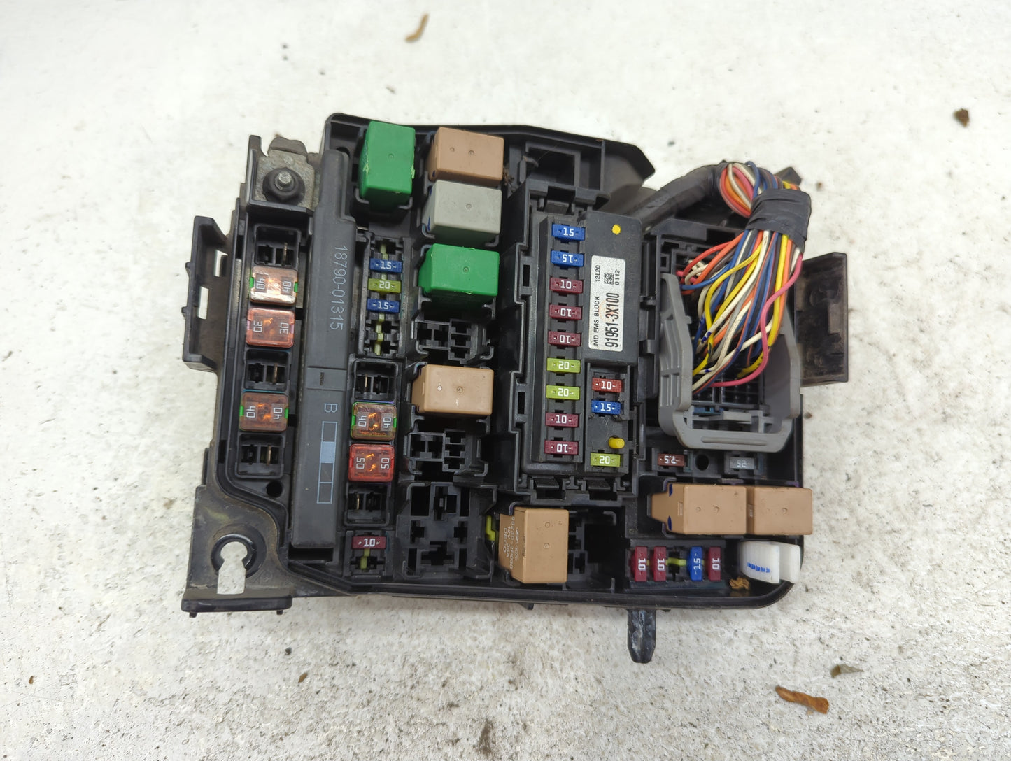 2011-2013 Hyundai Elantra Fusebox Fuse Box Panel Relay Module Fits Fits 2011 2012 2013 OEM Used Auto Parts - Oemusedautopart