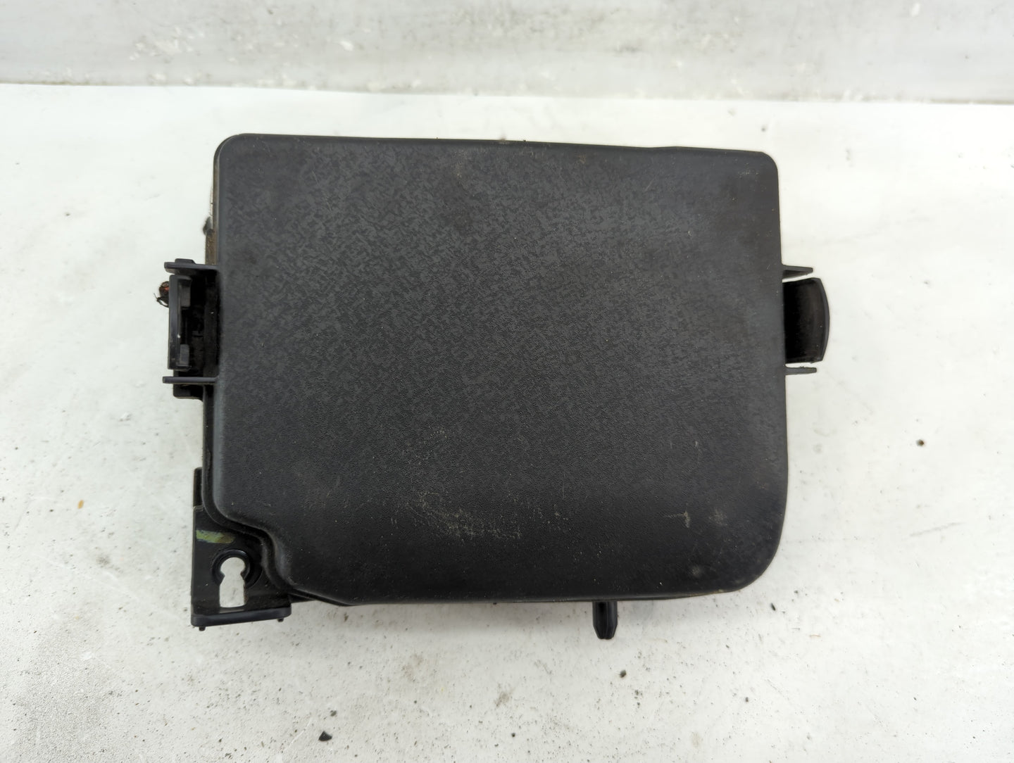 2011-2013 Hyundai Elantra Fusebox Fuse Box Panel Relay Module Fits Fits 2011 2012 2013 OEM Used Auto Parts - Oemusedautopart