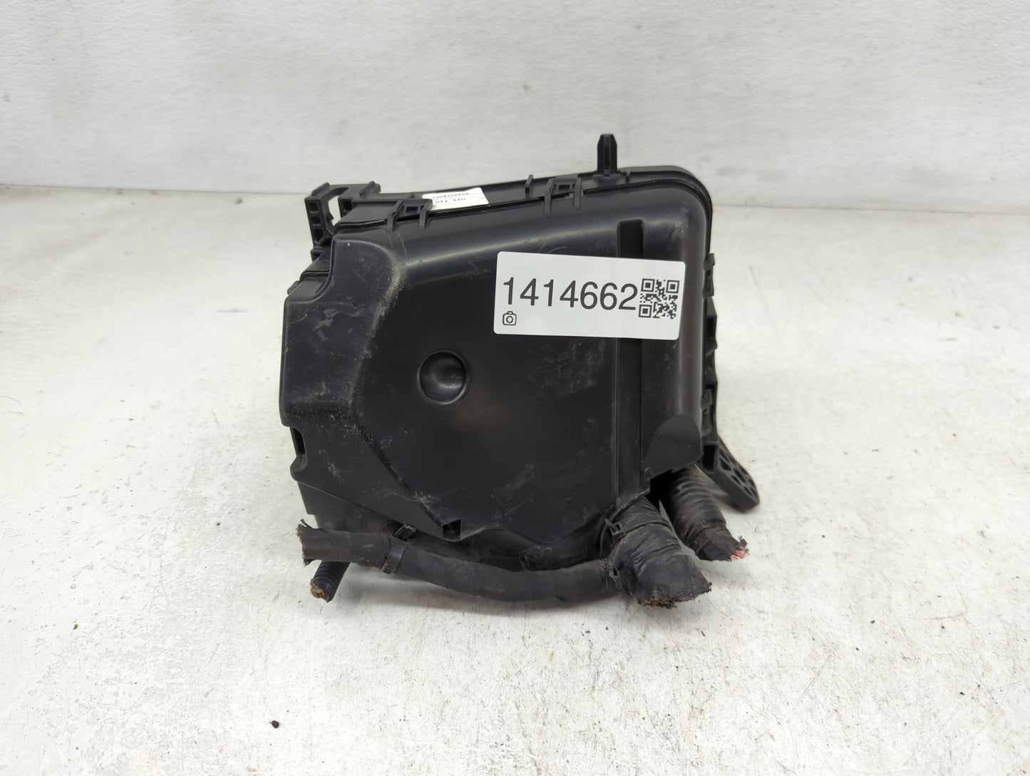 2011-2013 Hyundai Elantra Fusebox Fuse Box Panel Relay Module P/N:91950-A5711 Fits Fits 2011 2012 2013 OEM Used Auto Parts -