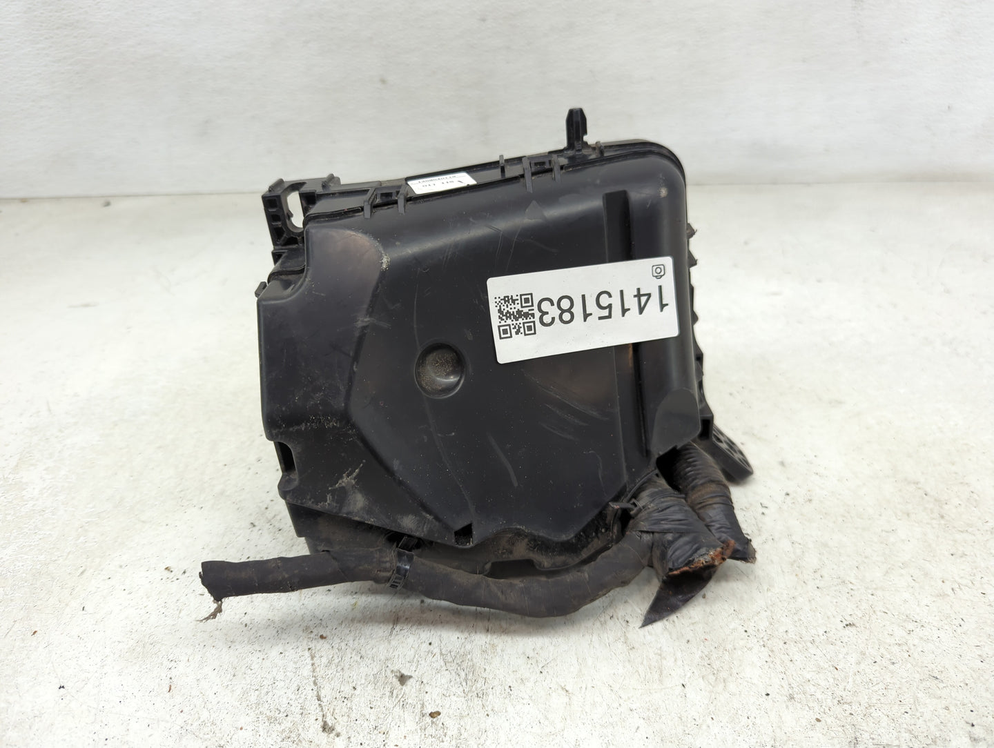 2011-2013 Hyundai Elantra Fusebox Fuse Box Panel Relay Module P/N:91950-A5712 Fits Fits 2011 2012 2013 OEM Used Auto Parts -