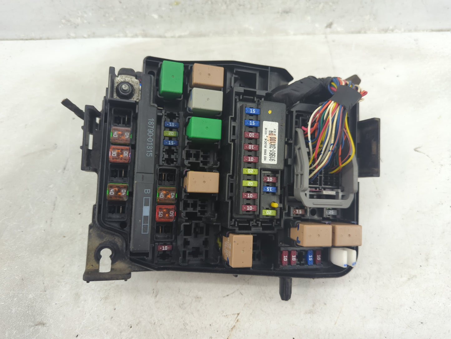 2011-2013 Hyundai Elantra Fusebox Fuse Box Panel Relay Module P/N:91951-3X100 Fits Fits 2011 2012 2013 OEM Used Auto Parts -