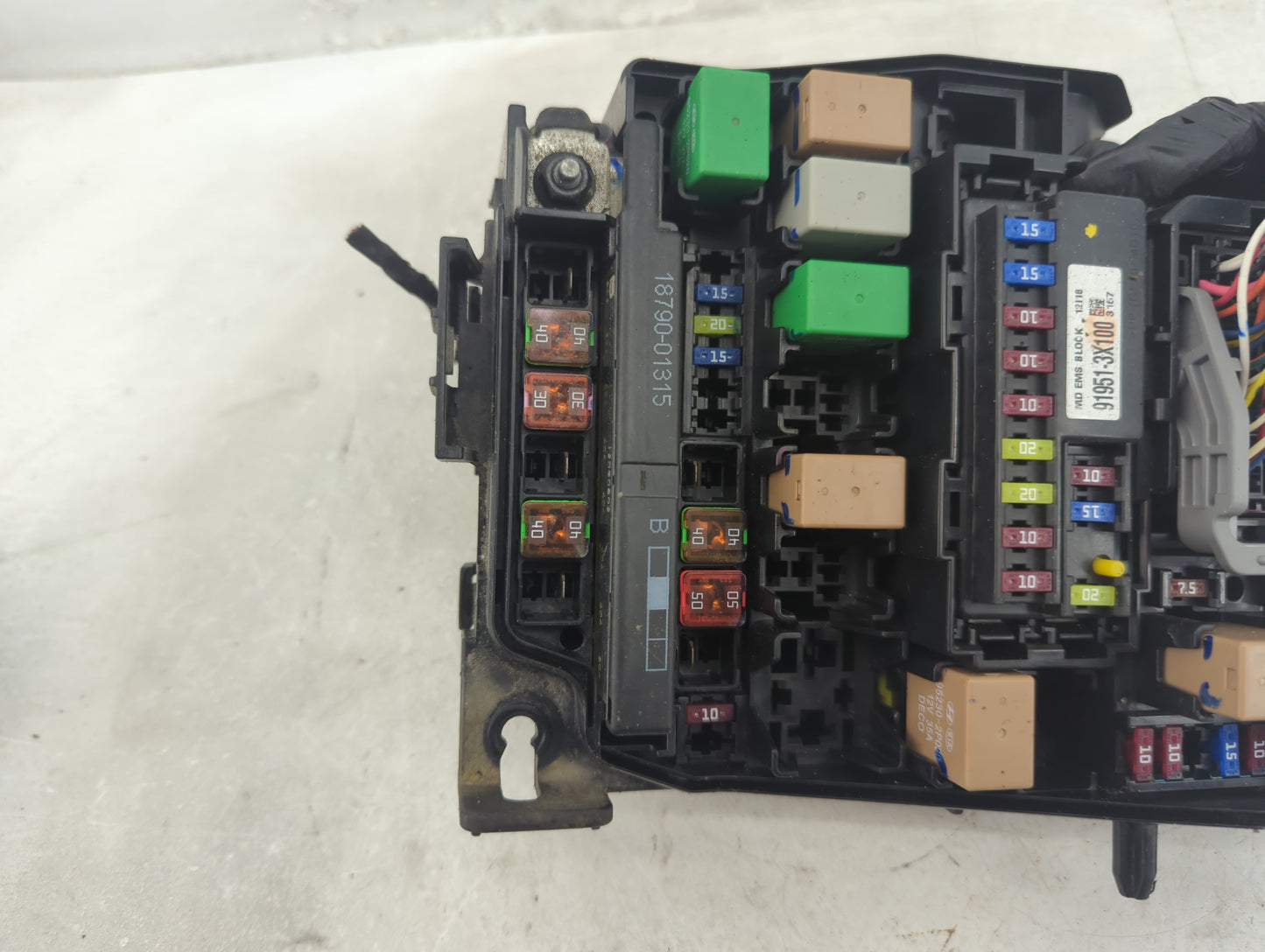 2011-2013 Hyundai Elantra Fusebox Fuse Box Panel Relay Module P/N:91951-3X100 Fits Fits 2011 2012 2013 OEM Used Auto Parts -