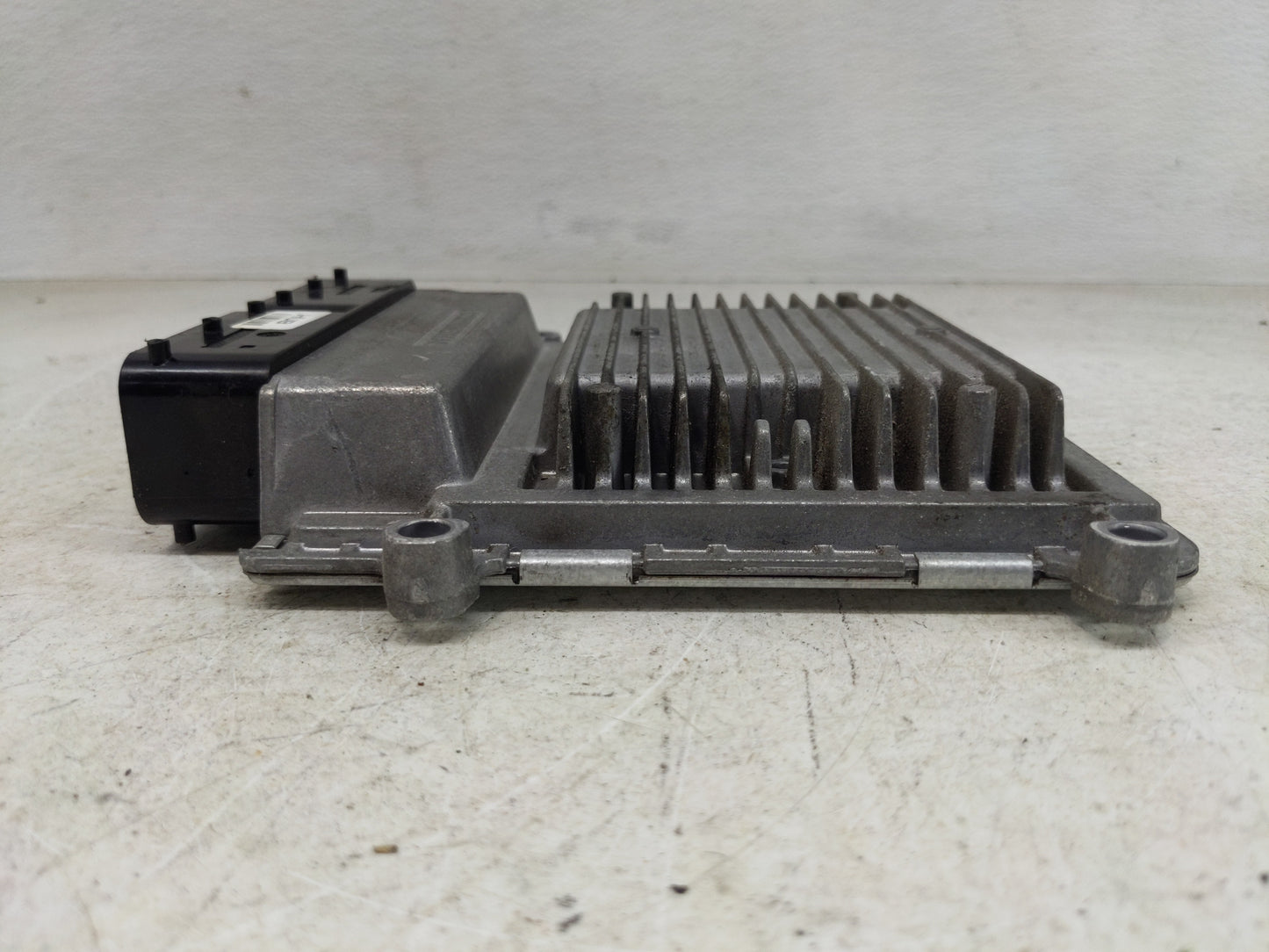 2011-2013 Hyundai Elantra PCM Engine Control Computer ECU ECM PCU OEM P/N:39103-2EMB3 39102-2EMB3 Fits Fits 2011 2012 2013 O