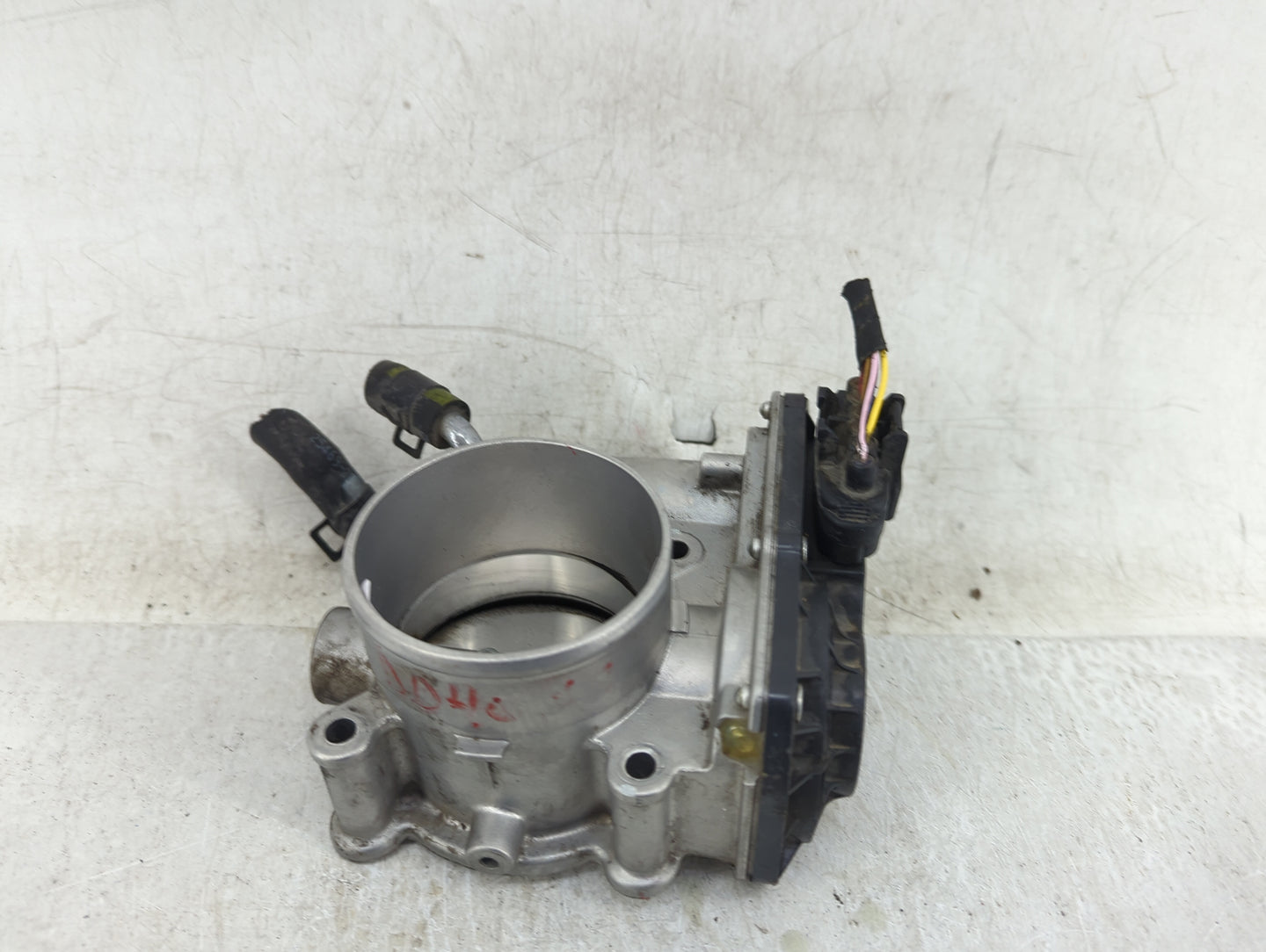 2011-2020 Hyundai Elantra Throttle Body Fits Fits 2011 2012 2013 2014 2015 2016 2017 2018 2019 2020 2021 OEM Used Auto Parts