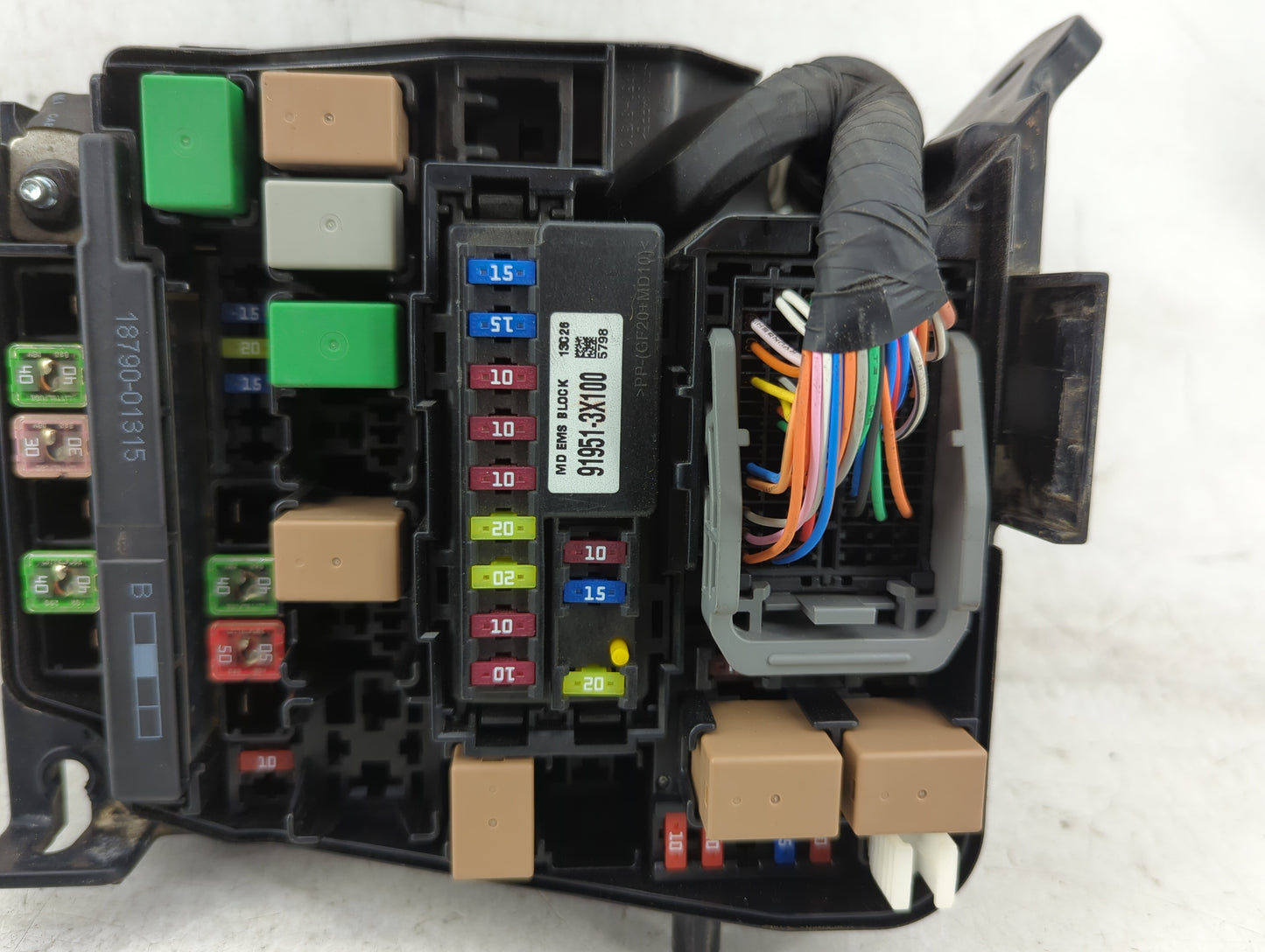 2011-2013 Hyundai Elantra Fusebox Fuse Box Panel Relay Module P/N:912053X214 Fits Fits 2011 2012 2013 OEM Used Auto Parts - 