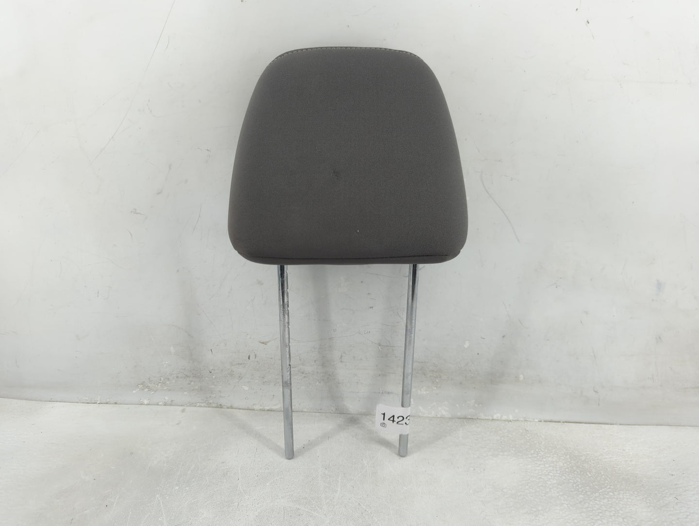 2013-2015 Hyundai Elantra Headrest Head Rest Front Driver Passenger Seat Fits Fits 2013 2014 2015 OEM Used Auto Parts - Oemu