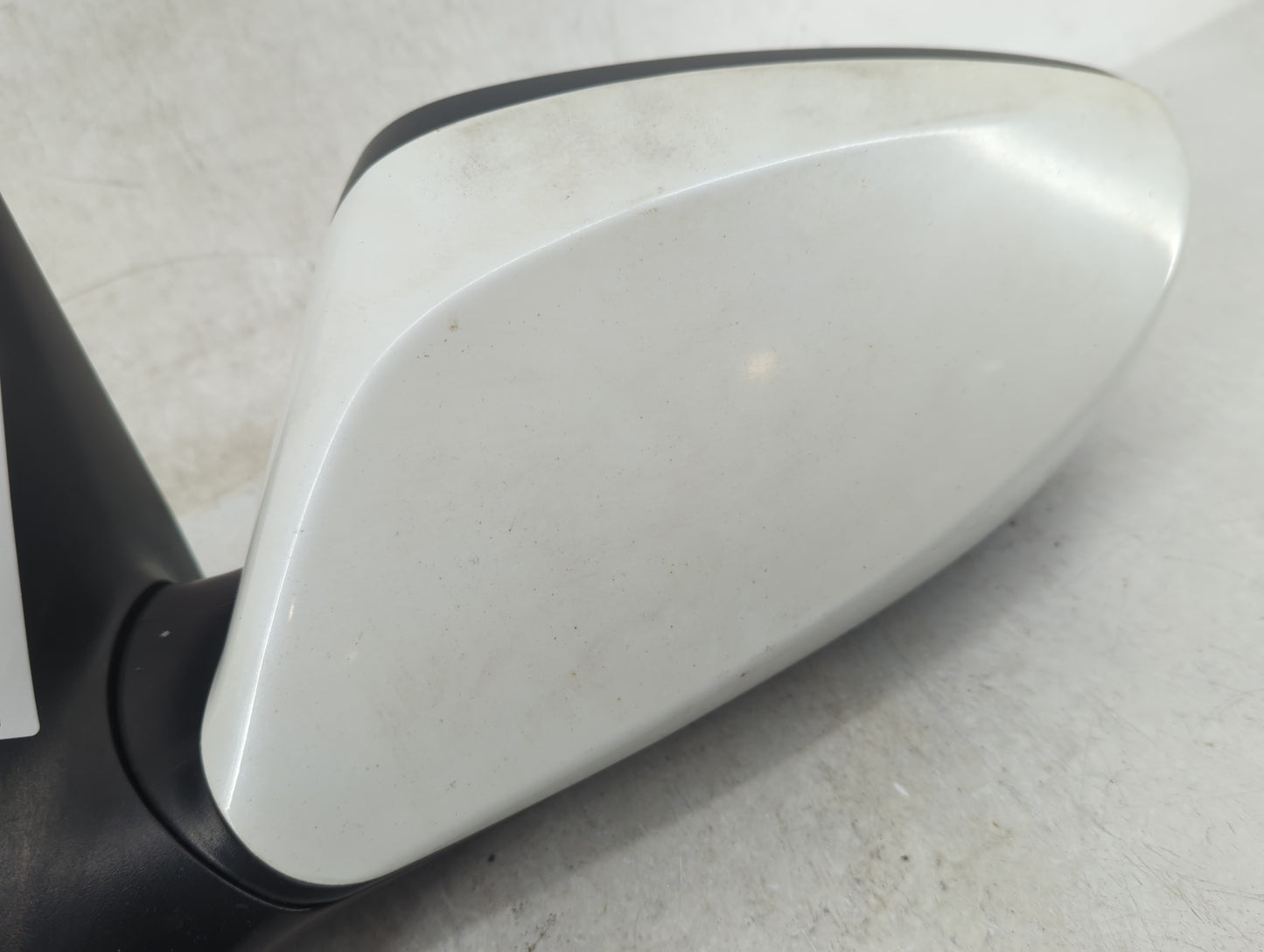 2011-2015 Hyundai Elantra Driver Side View Mirror - Left Door Mirror OEM Used - Oemusedautoparts1.com