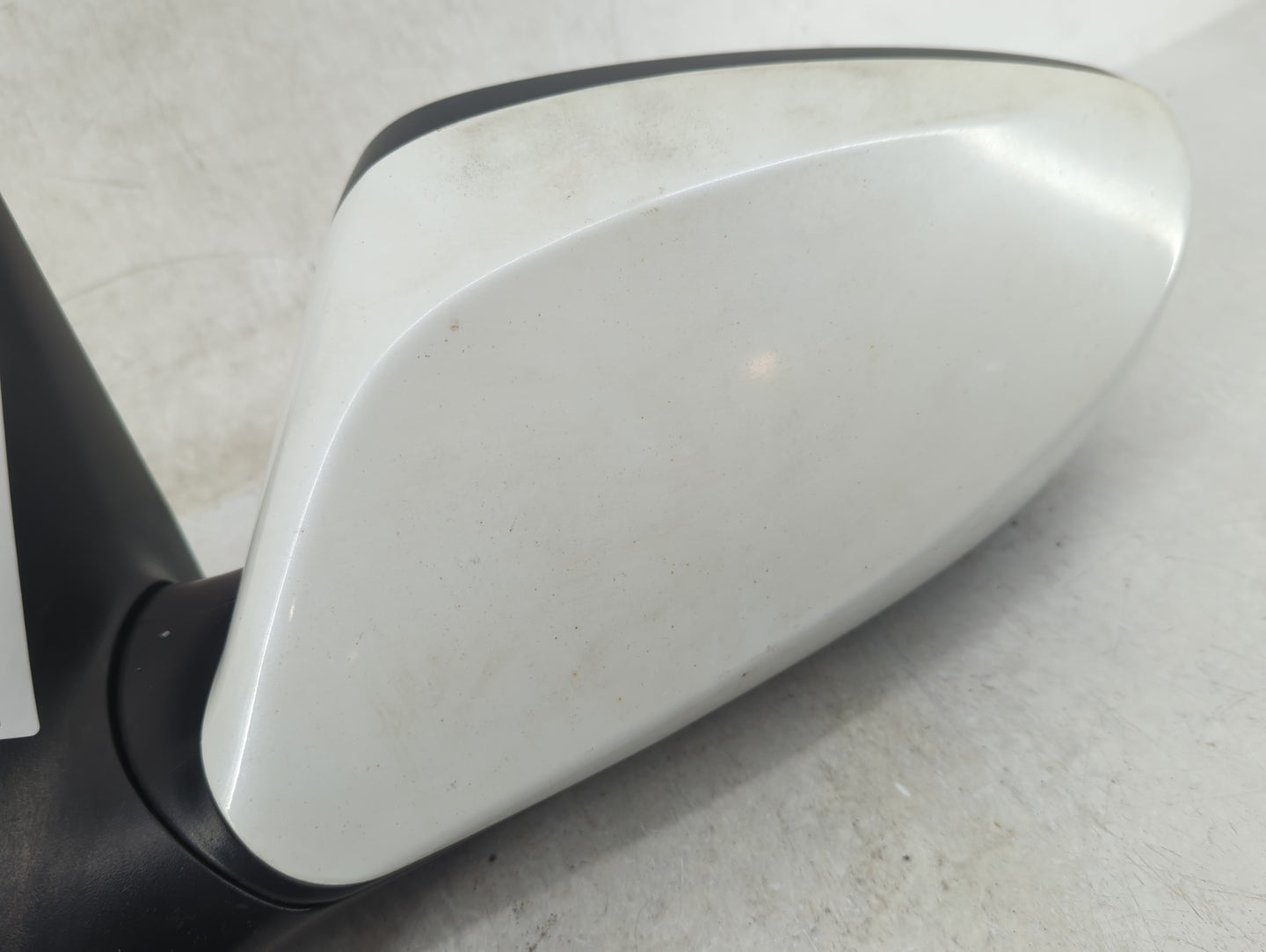 2011-2015 Hyundai Elantra Driver Side View Mirror - Left Door Mirror OEM Used - Oemusedautoparts1.com