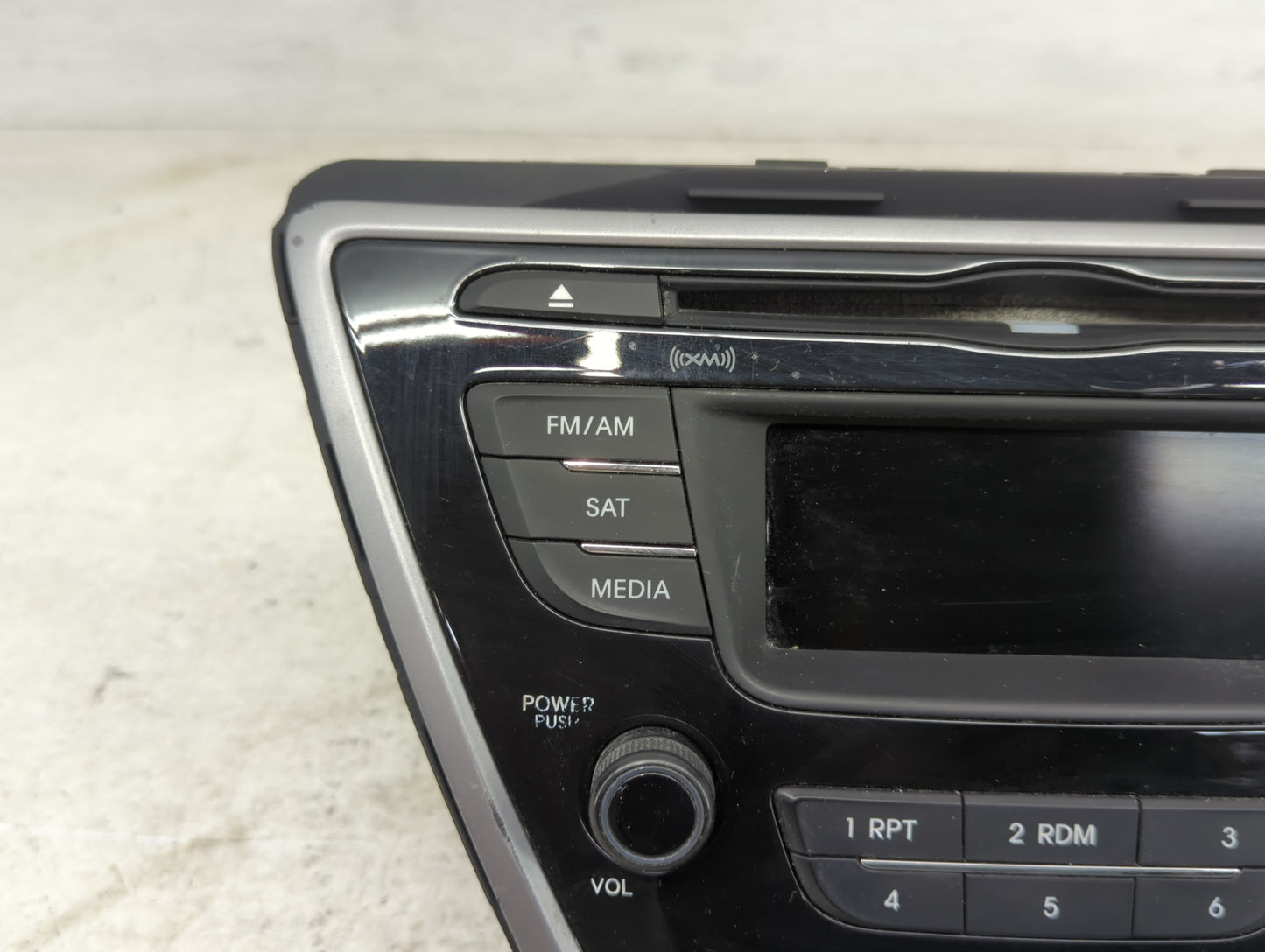2013 Hyundai Elantra Radio AM FM Cd Player Receiver Replacement P/N:961703X155RA5 AM180MDANRA5 Fits OEM Used Auto Parts - Oe