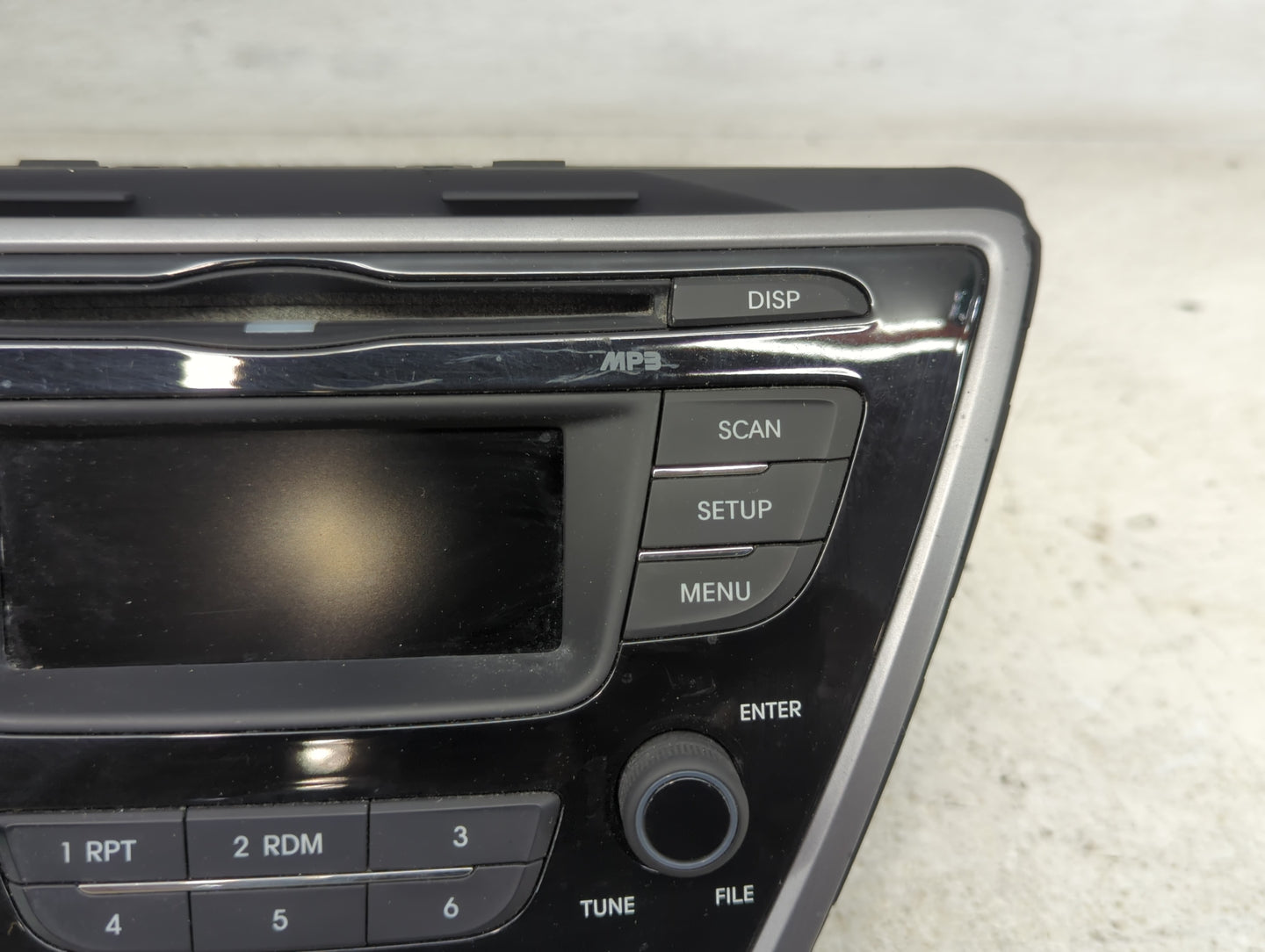 2013 Hyundai Elantra Radio AM FM Cd Player Receiver Replacement P/N:961703X155RA5 AM180MDANRA5 Fits OEM Used Auto Parts - Oe