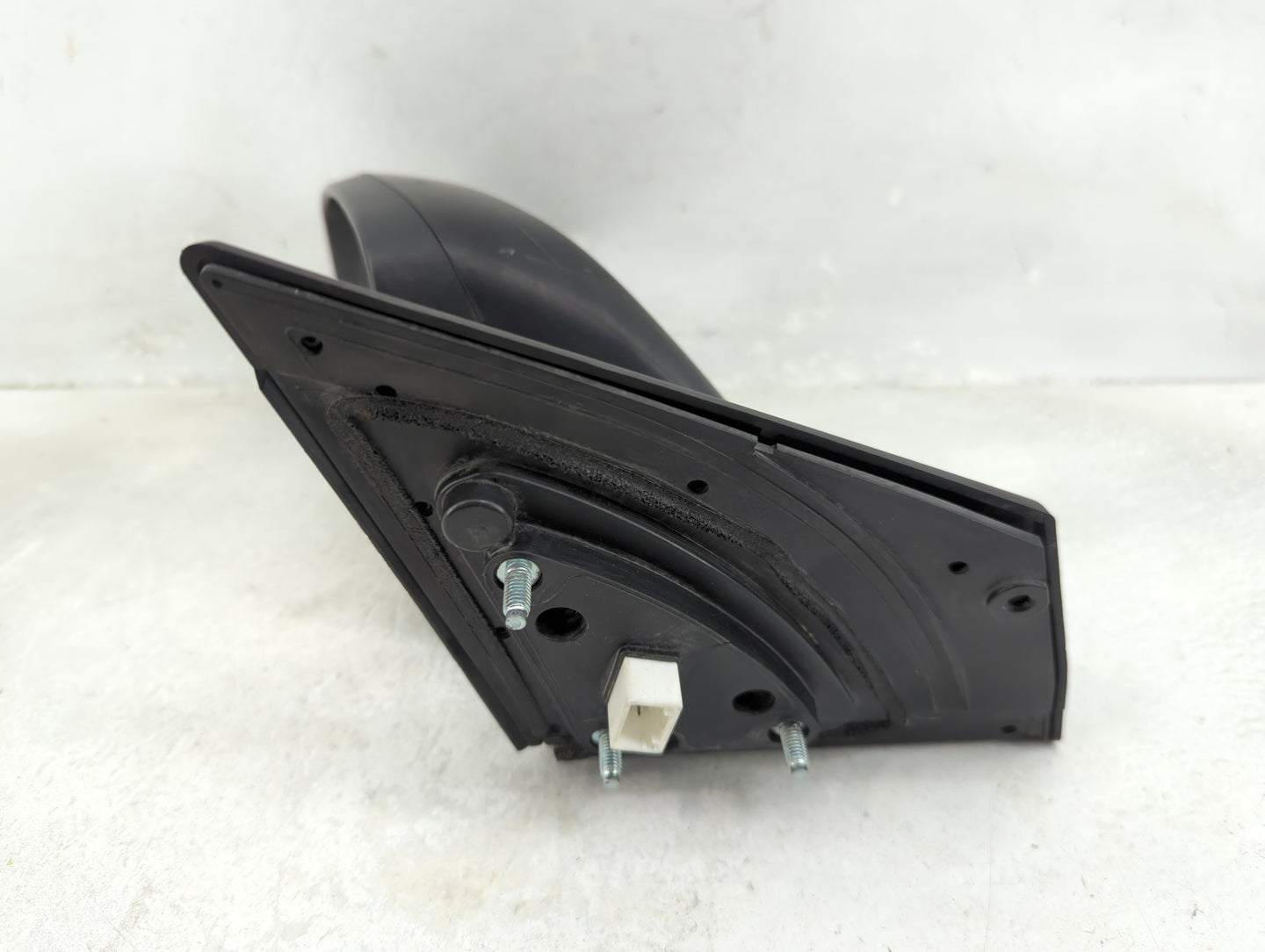 2013 Hyundai Elantra Driver Side View Mirror - Left Door Mirror OEM Used - Oemusedautoparts1.com