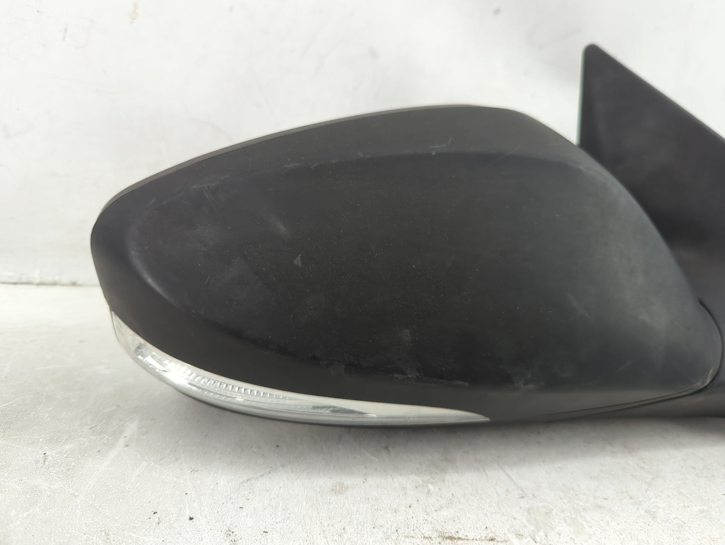 2011-2015 Hyundai Elantra Passenger Side View Mirror - Right Door Mirror OEM Used - Oemusedautoparts1.com