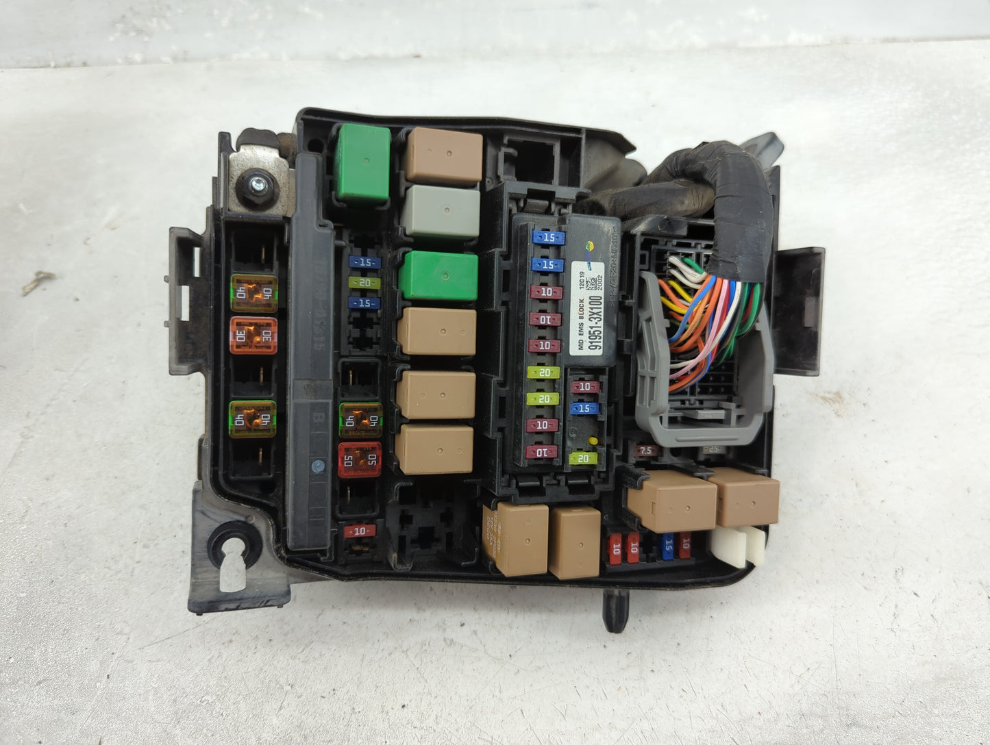 2013 Hyundai Elantra Fusebox Fuse Box Panel Relay Module P/N:91950-3X510 Fits OEM Used Auto Parts - Oemusedautoparts1.com