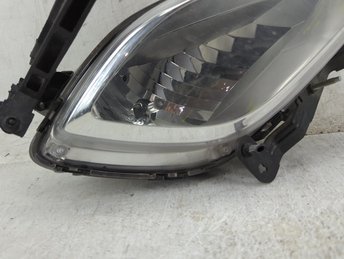 2011-2013 Hyundai Elantra Passenger Right Oem Fog Light Lamp - Oemusedautoparts1.com