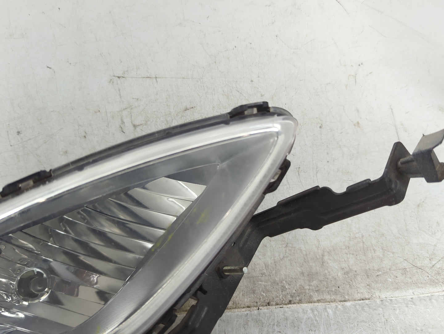 2011-2013 Hyundai Elantra Passenger Right Oem Fog Light Lamp - Oemusedautoparts1.com