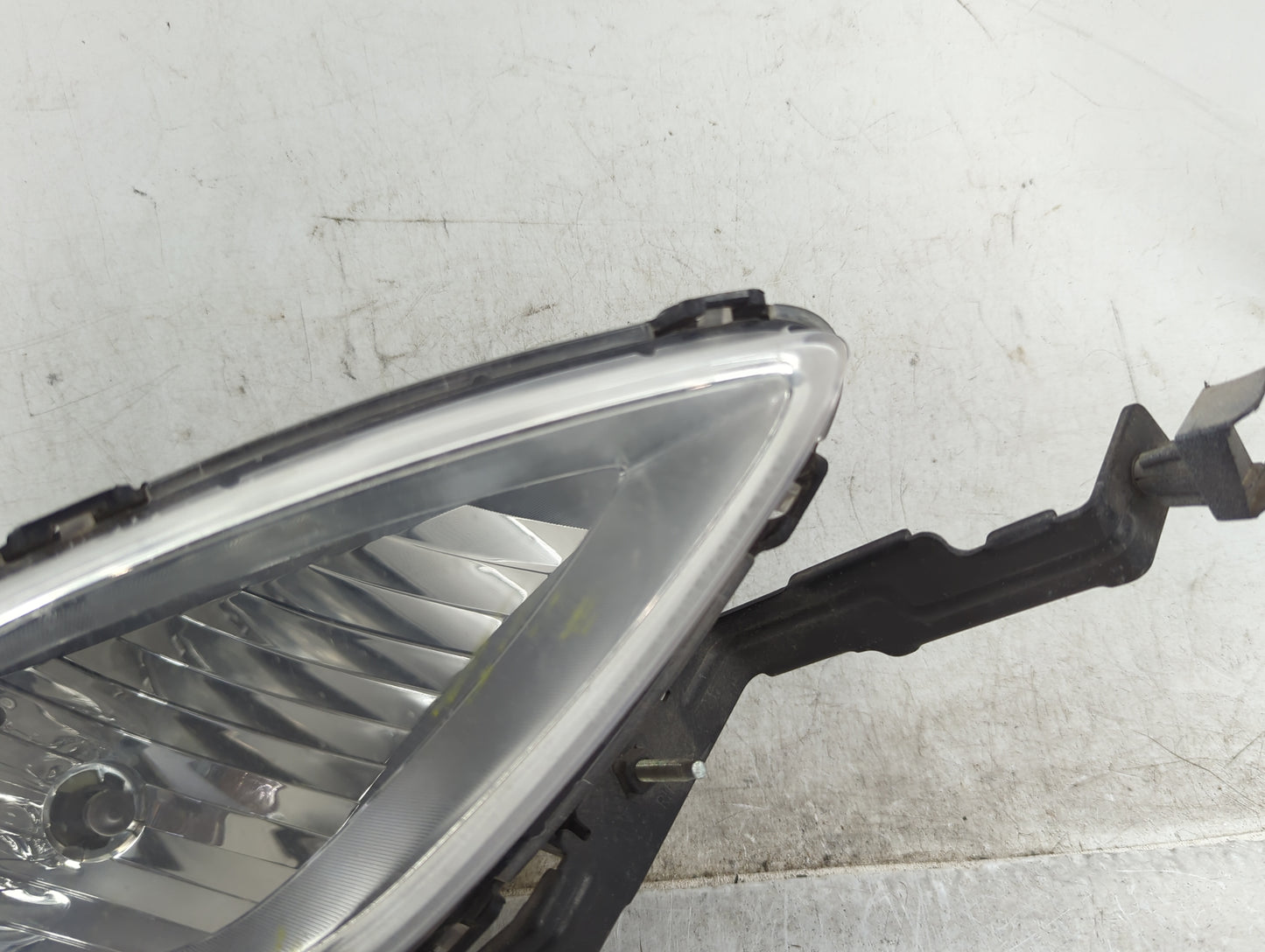 2011-2013 Hyundai Elantra Passenger Right Oem Fog Light Lamp - Oemusedautoparts1.com