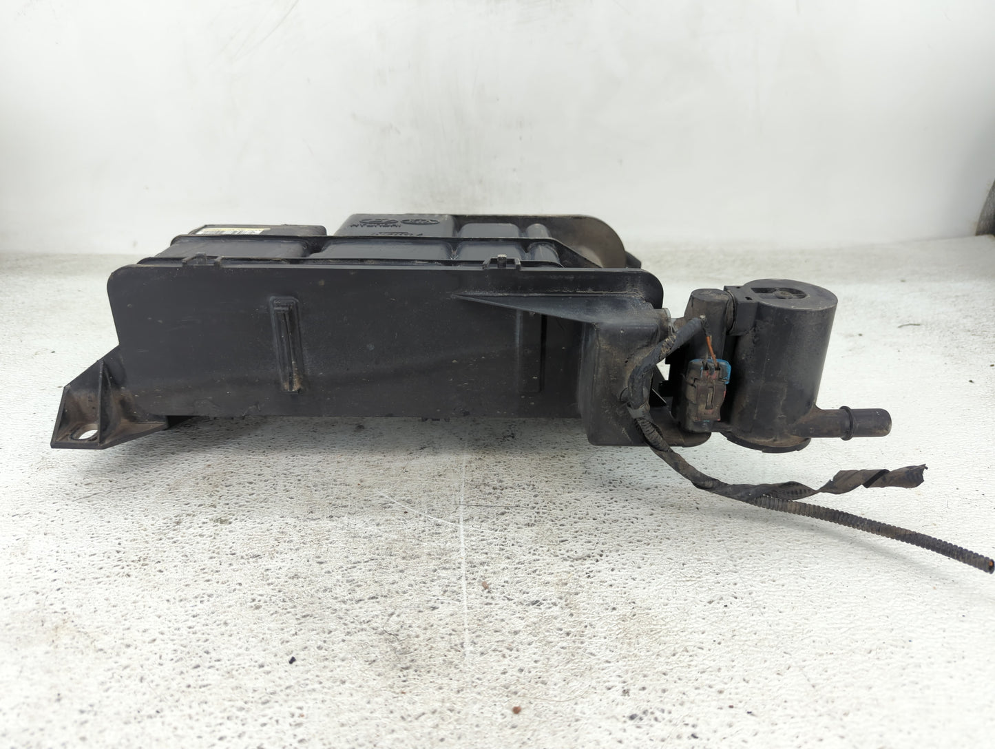 2013 Hyundai Elantra Fuel Vapor Charcoal Canister - Oemusedautoparts1.com