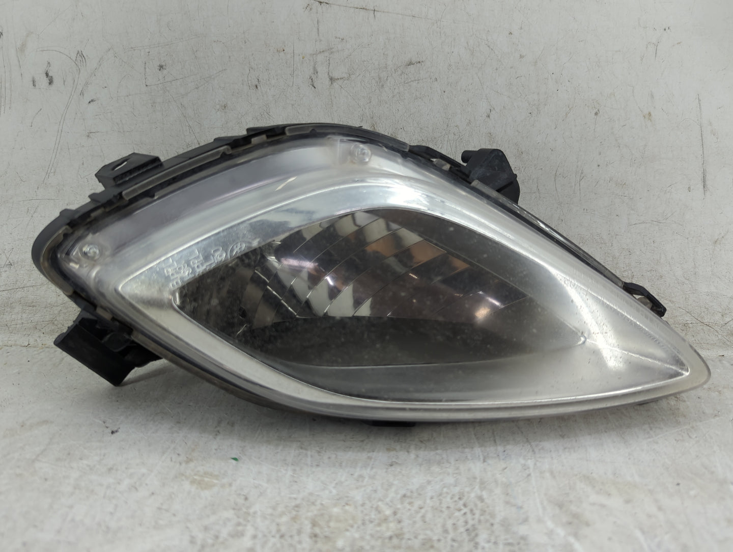 2011-2013 Hyundai Elantra Driver Left Oem Fog Light Lamp - Oemusedautoparts1.com