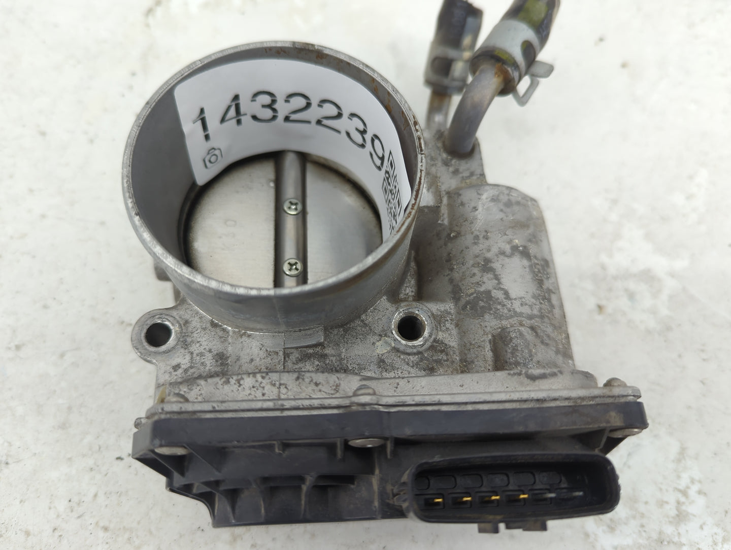 2011-2020 Hyundai Elantra Throttle Body P/N:35100-2E000 12671379AA Fits OEM Used Auto Parts - Oemusedautoparts1.com