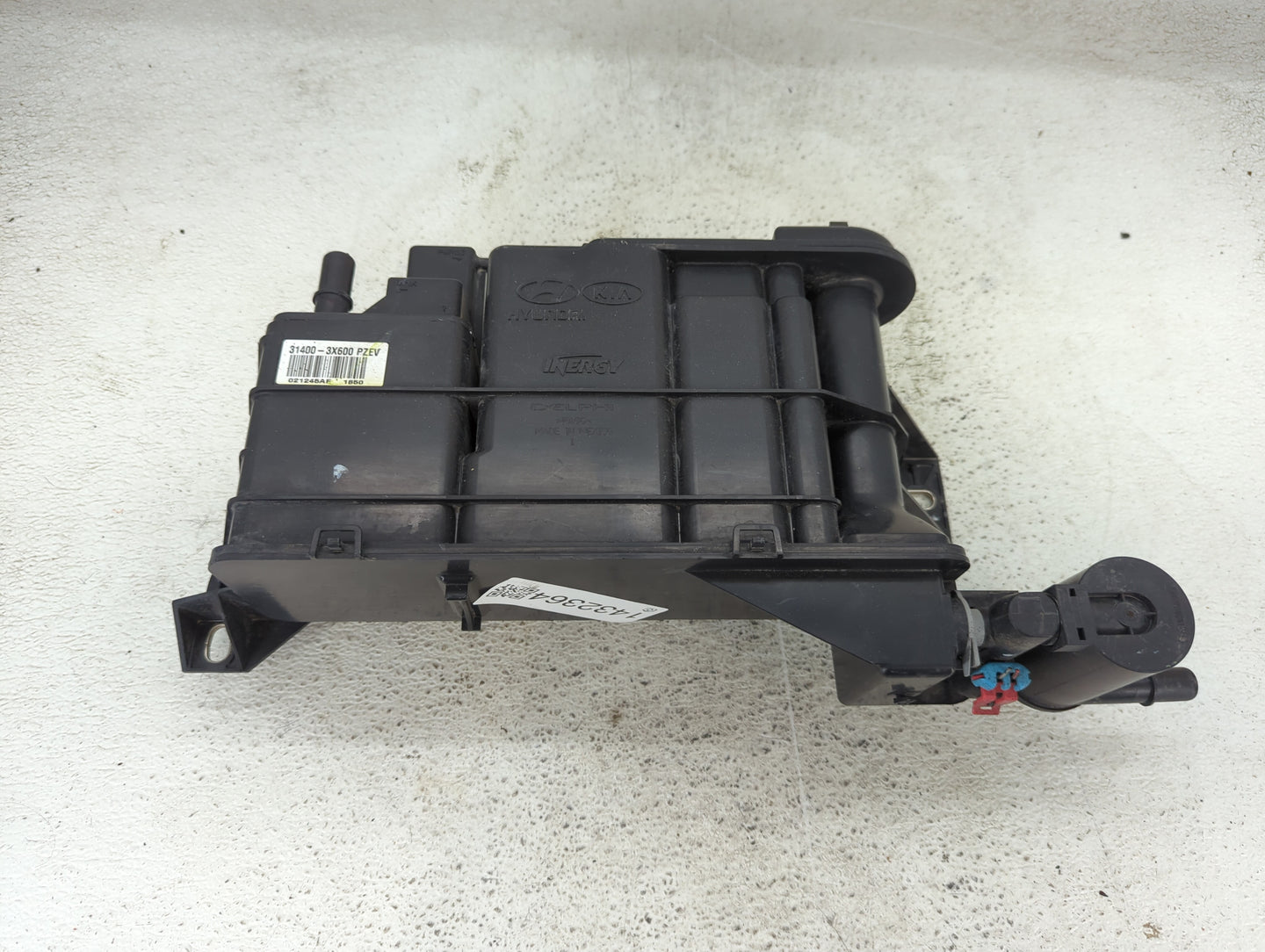 2013 Hyundai Elantra Fuel Vapor Charcoal Canister - Oemusedautoparts1.com