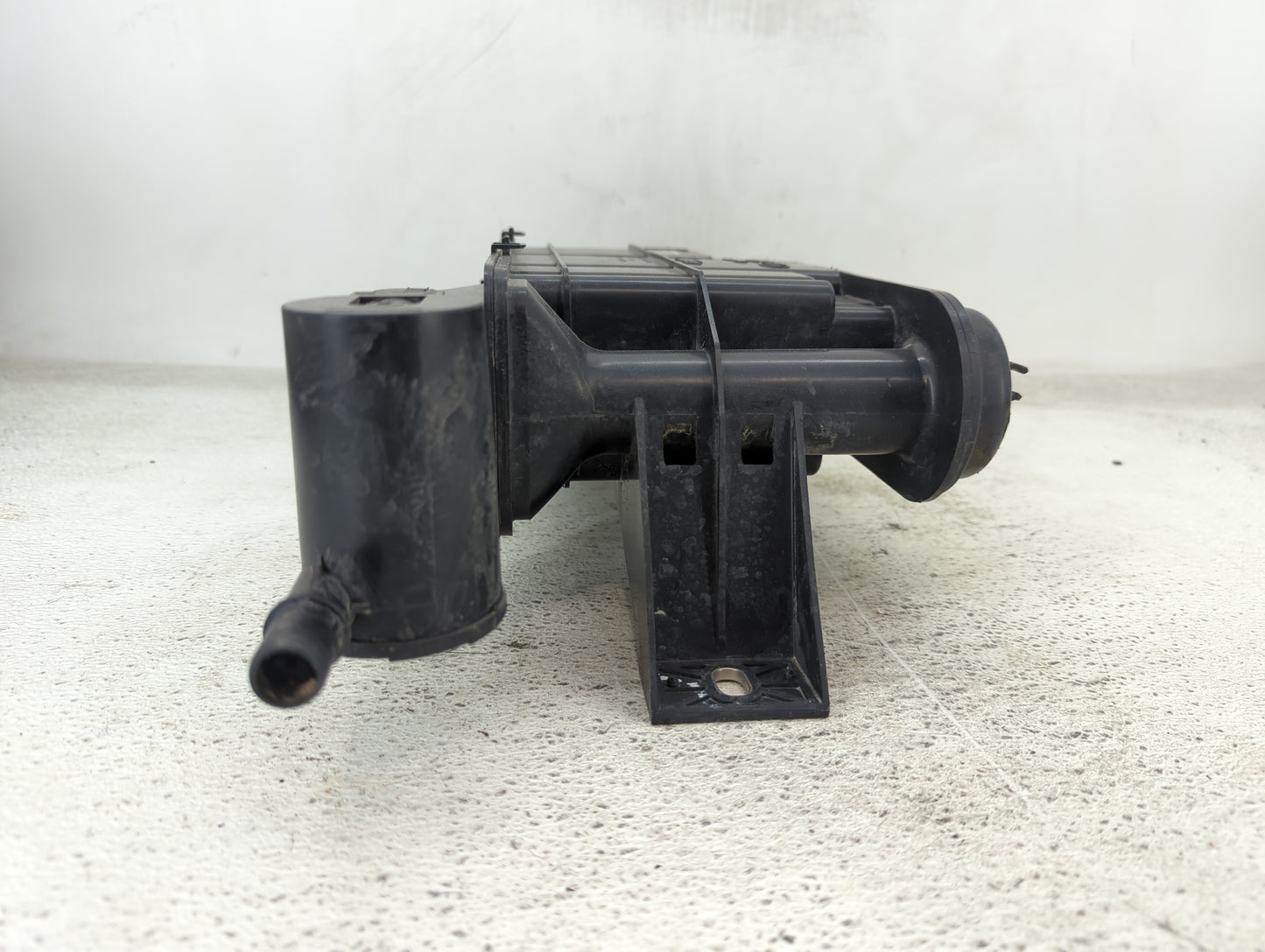 2013 Hyundai Elantra Fuel Vapor Charcoal Canister - Oemusedautoparts1.com