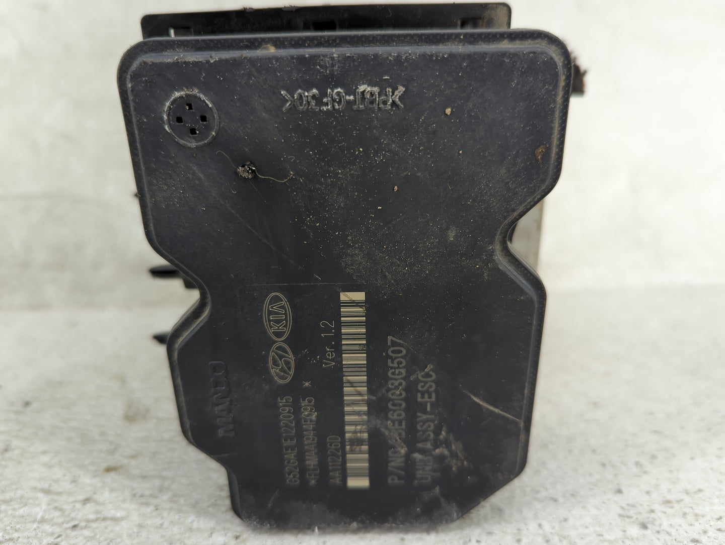 2011-2013 Hyundai Elantra ABS Pump Control Module Replacement P/N:589203X700 Fits Fits 2011 2012 2013 OEM Used Auto Parts - 