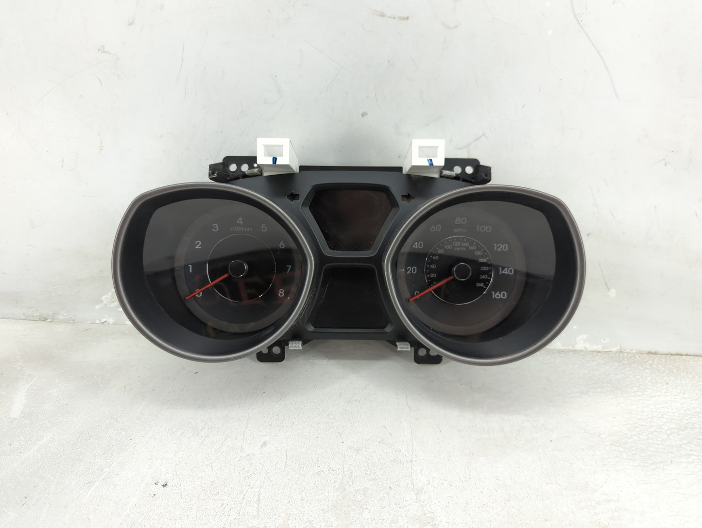 2013 Hyundai Elantra Instrument Cluster Speedometer Gauges P/N:94001-3Y520 Fits OEM Used Auto Parts - Oemusedautoparts1.com