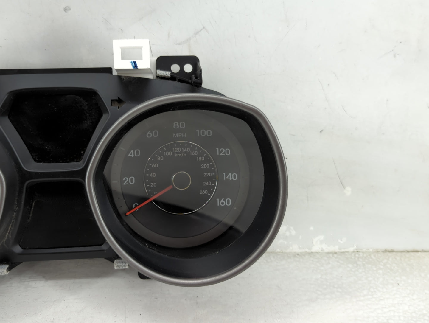 2013 Hyundai Elantra Instrument Cluster Speedometer Gauges P/N:94001-3Y520 Fits OEM Used Auto Parts - Oemusedautoparts1.com