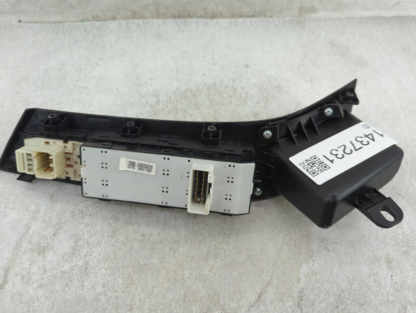 2011-2013 Hyundai Elantra Master Power Window Switch Replacement Driver Side Left P/N:82730-3X000 Fits Fits 2011 2012 2013 O