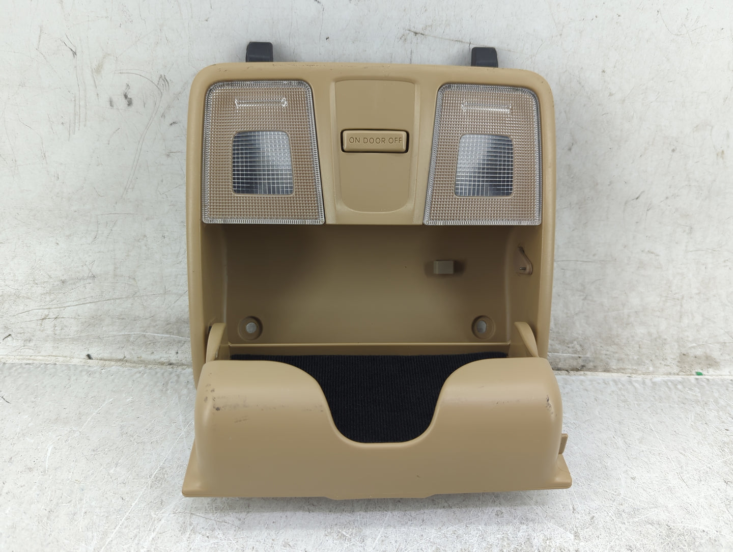 2013 Hyundai Elantra Overhead Roof Console - Oemusedautoparts1.com