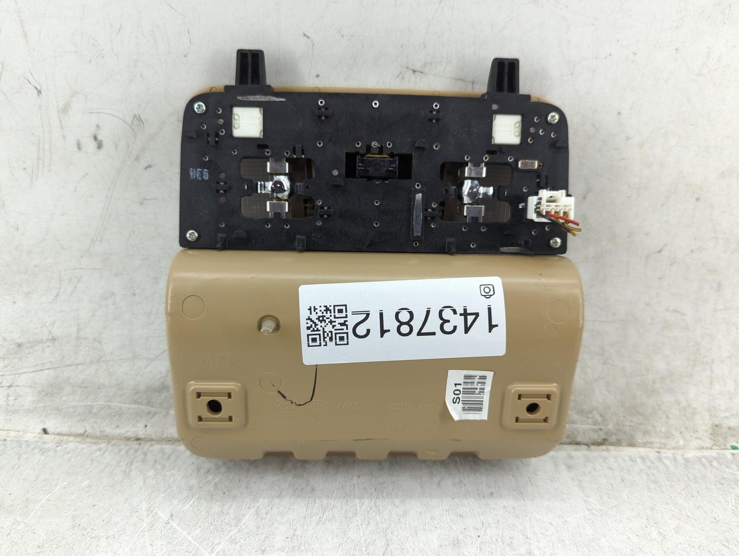 2013 Hyundai Elantra Overhead Roof Console - Oemusedautoparts1.com