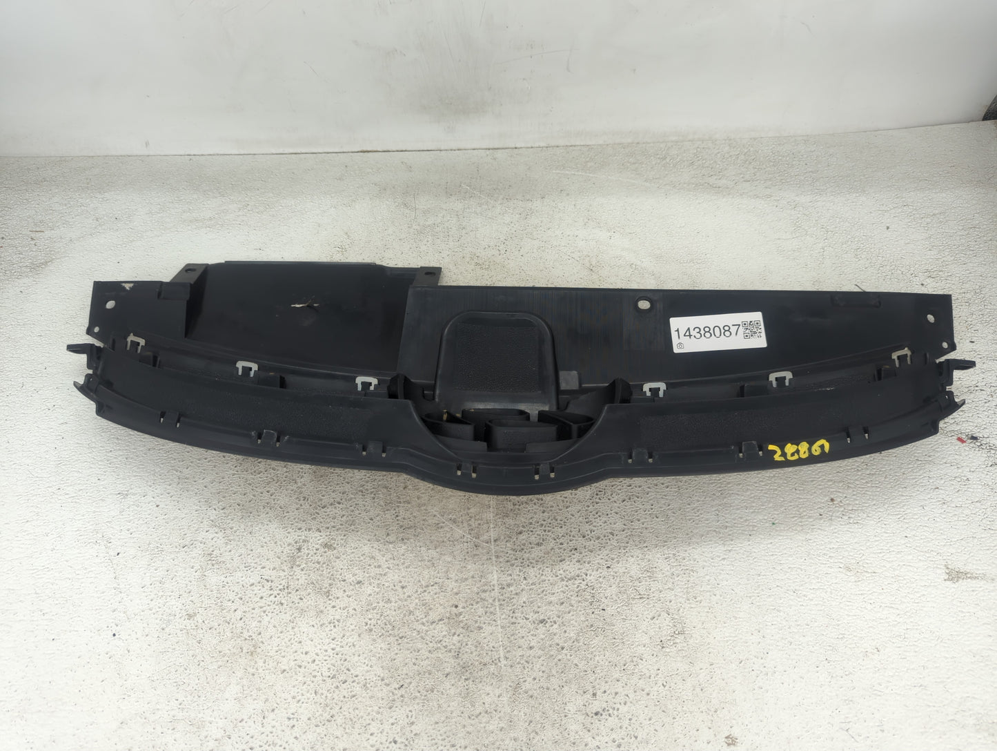 2011-2013 Hyundai Elantra Front Grille Bumper Not Included - Oemusedautoparts1.com