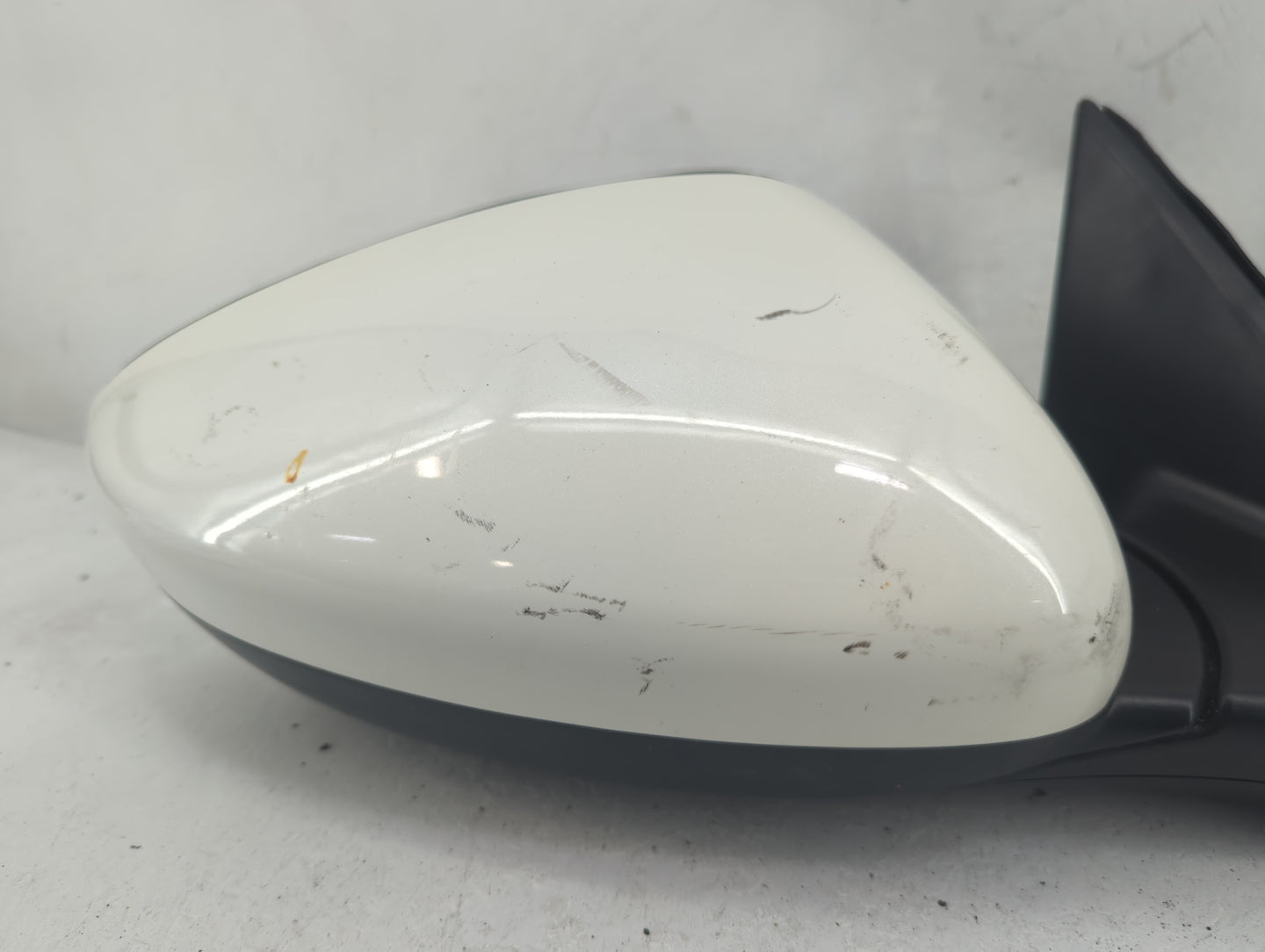 2011-2015 Hyundai Elantra Passenger Side View Mirror - Right Door Mirror OEM Used - Oemusedautoparts1.com