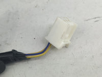 2011-2015 Hyundai Elantra Passenger Side View Mirror - Right Door Mirror OEM Used - Oemusedautoparts1.com