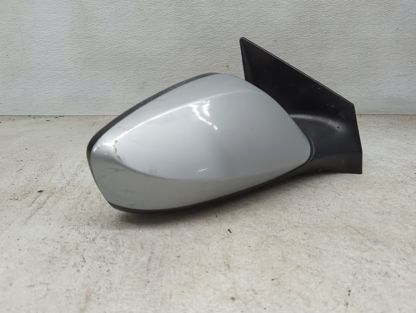 2011-2015 Hyundai Elantra Passenger Side View Mirror - Right Door Mirror OEM Used - Oemusedautoparts1.com