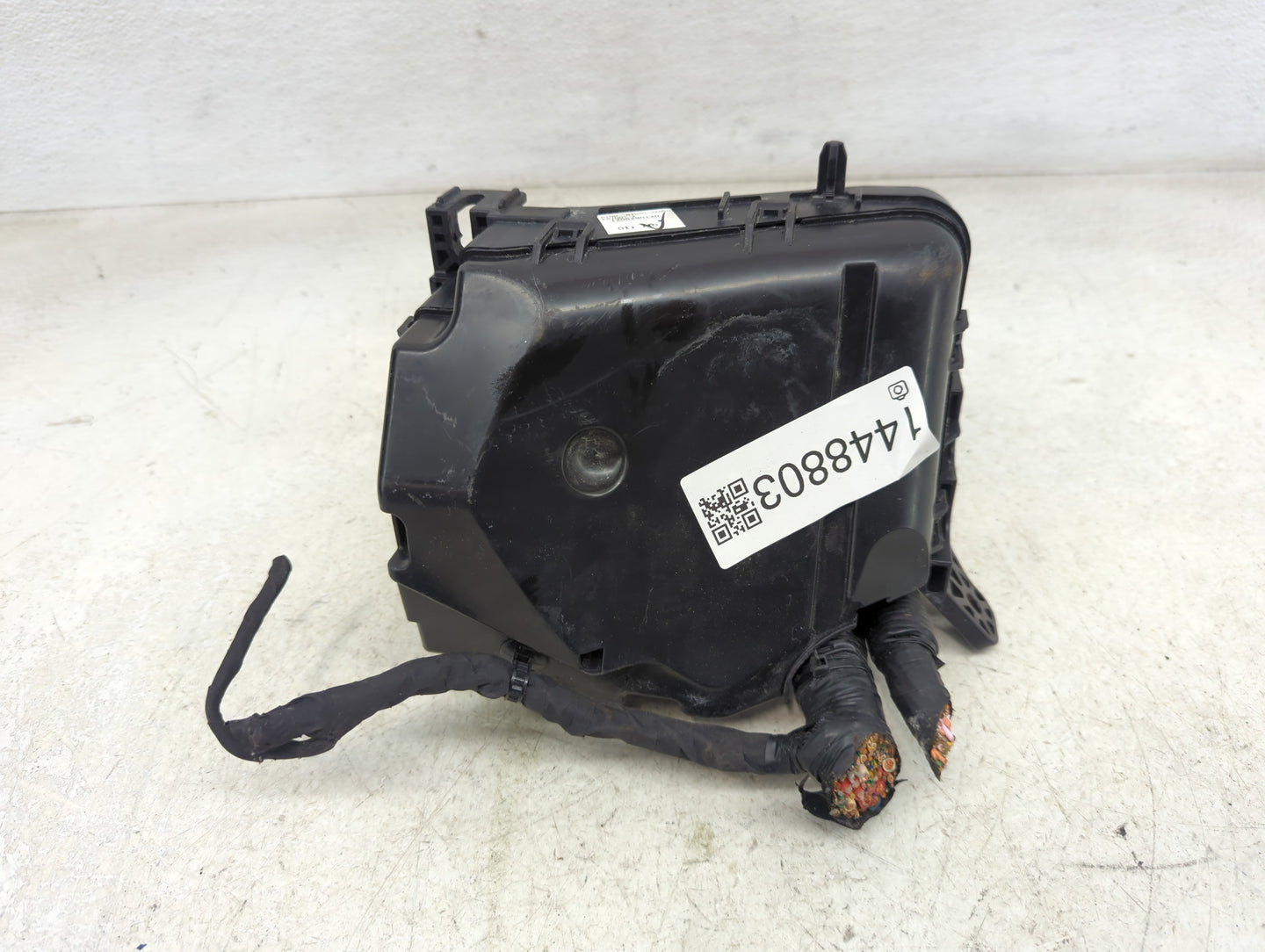 2011-2013 Hyundai Elantra Fusebox Fuse Box Panel Relay Module P/N:91950-3X510 91951-3X100 Fits Fits 2011 2012 2013 OEM Used 